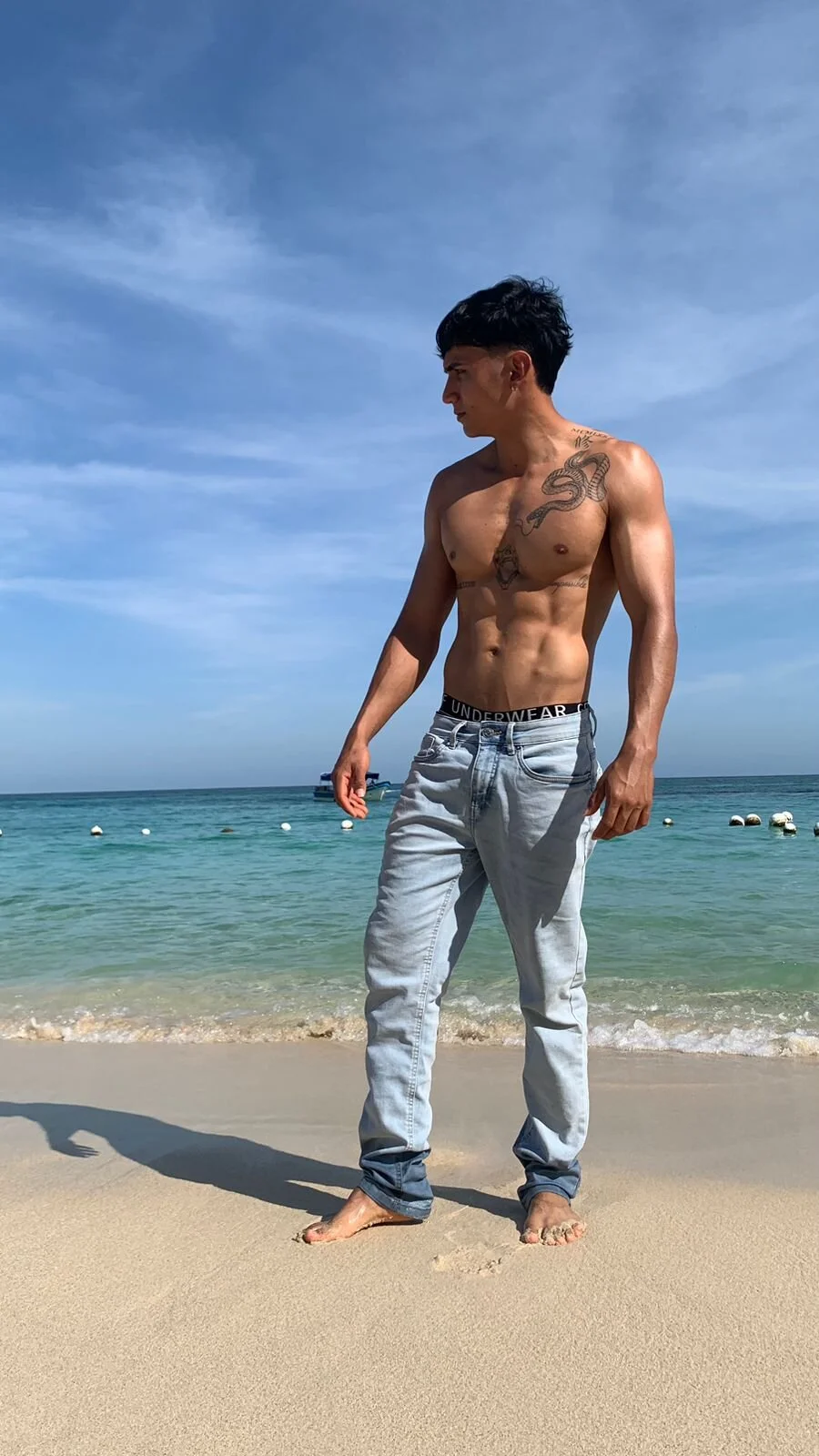 XXX Porn Photo of Nude muscle_boyhorny 74