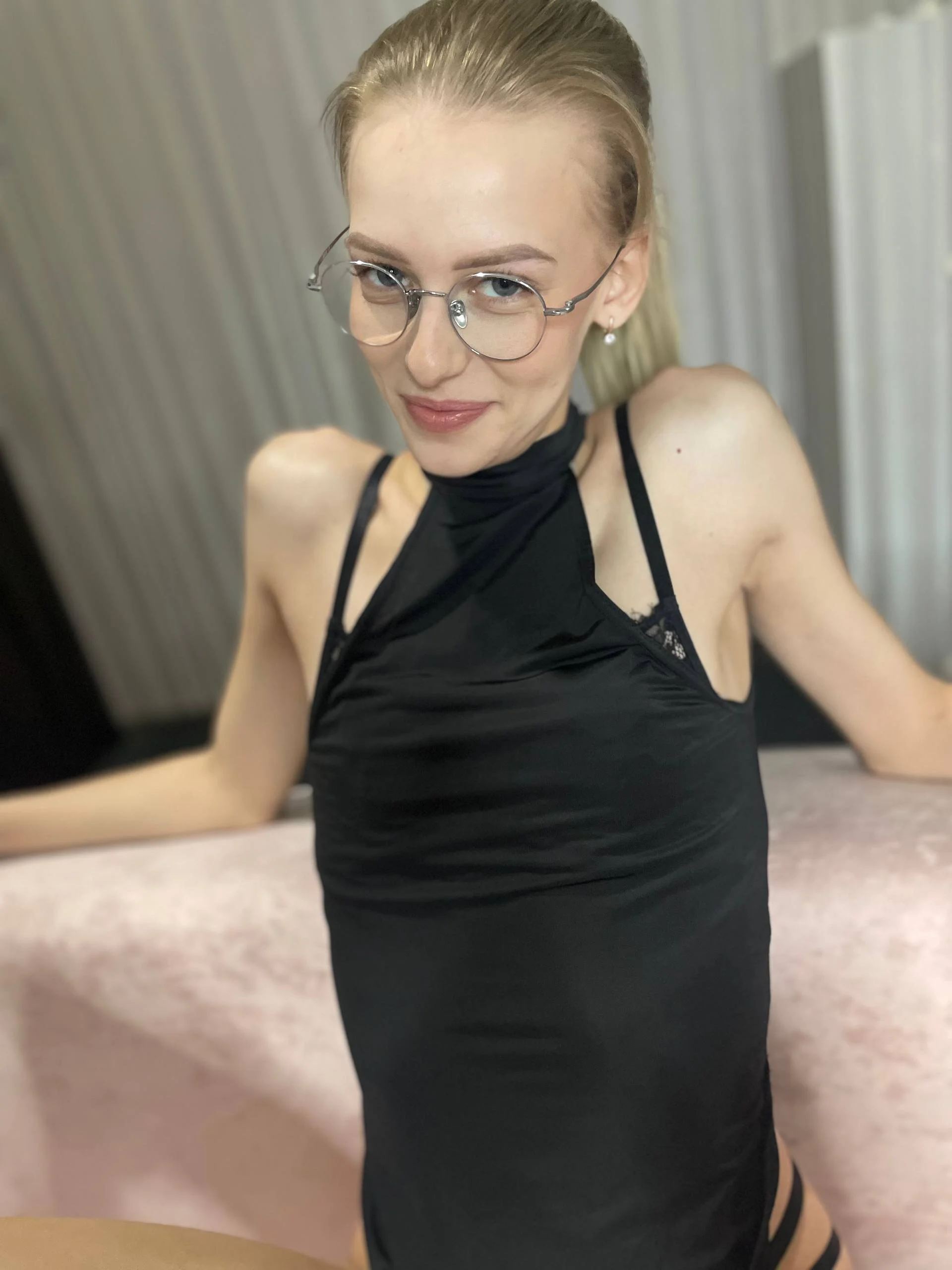 XXX Porn Photo of Nude kittie_like18 9