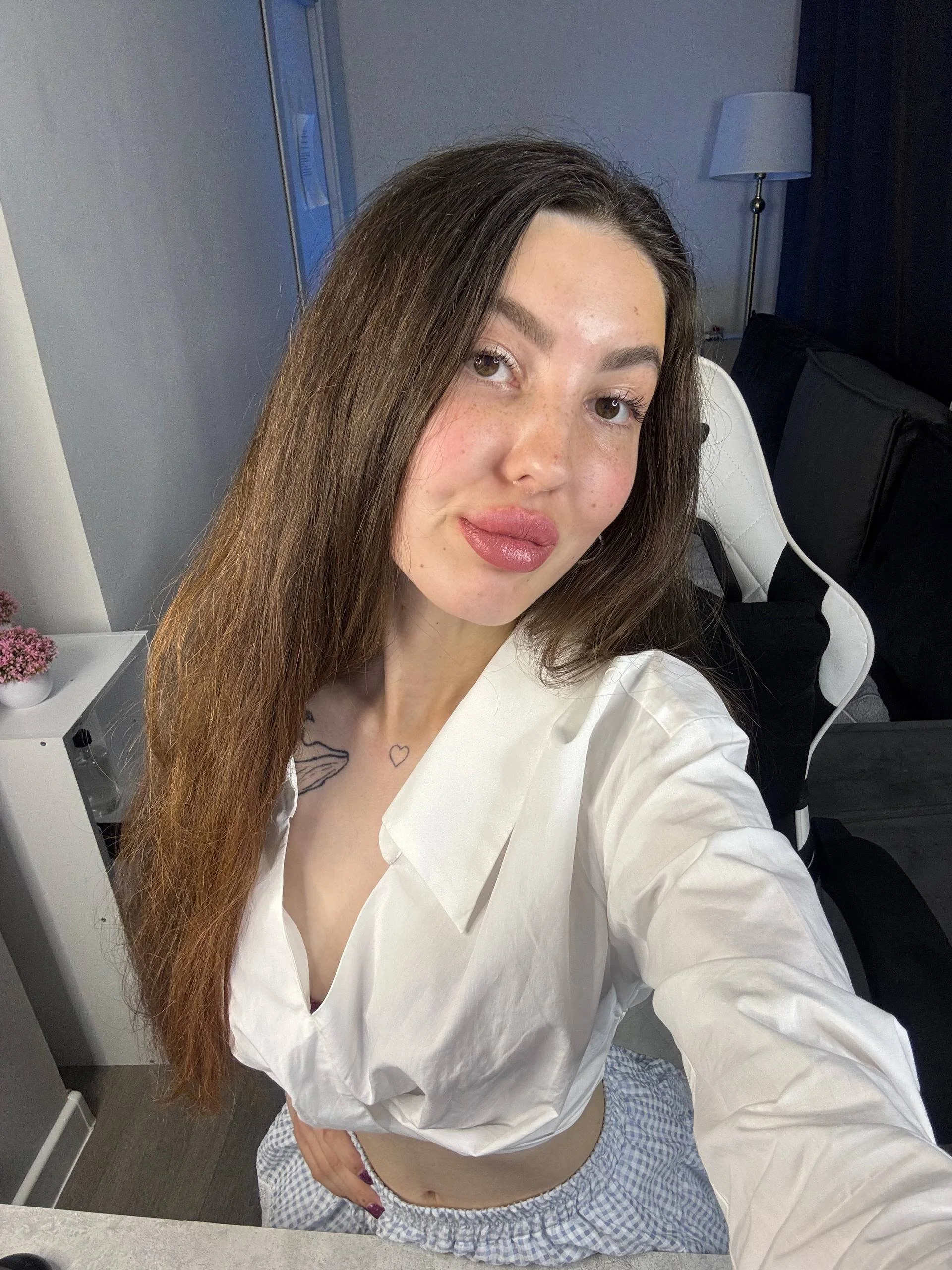 XXX Porn Photo of Nude LiraRevery 36