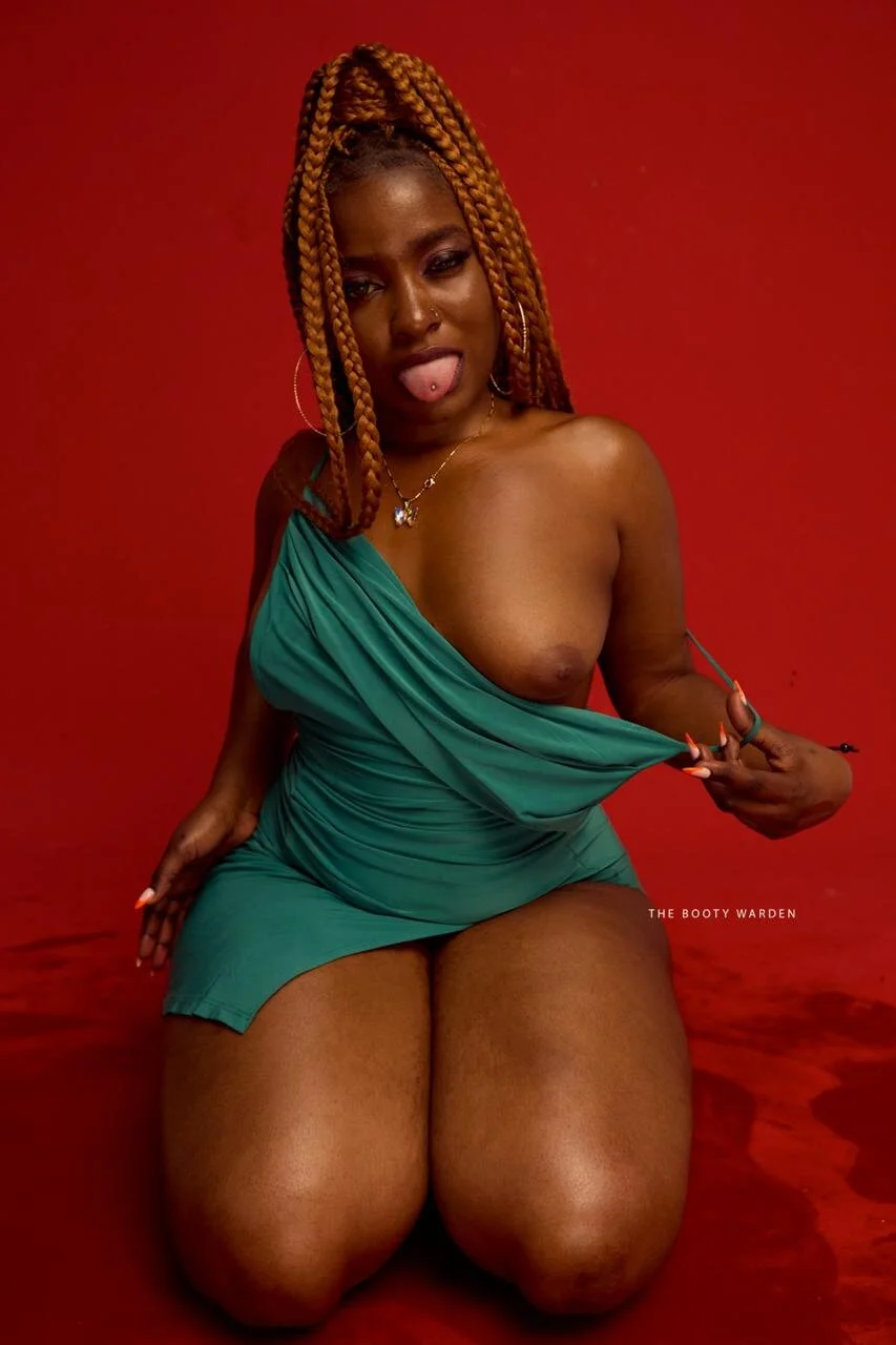 XXX Porn Photo of Nude candysquashofficial 9
