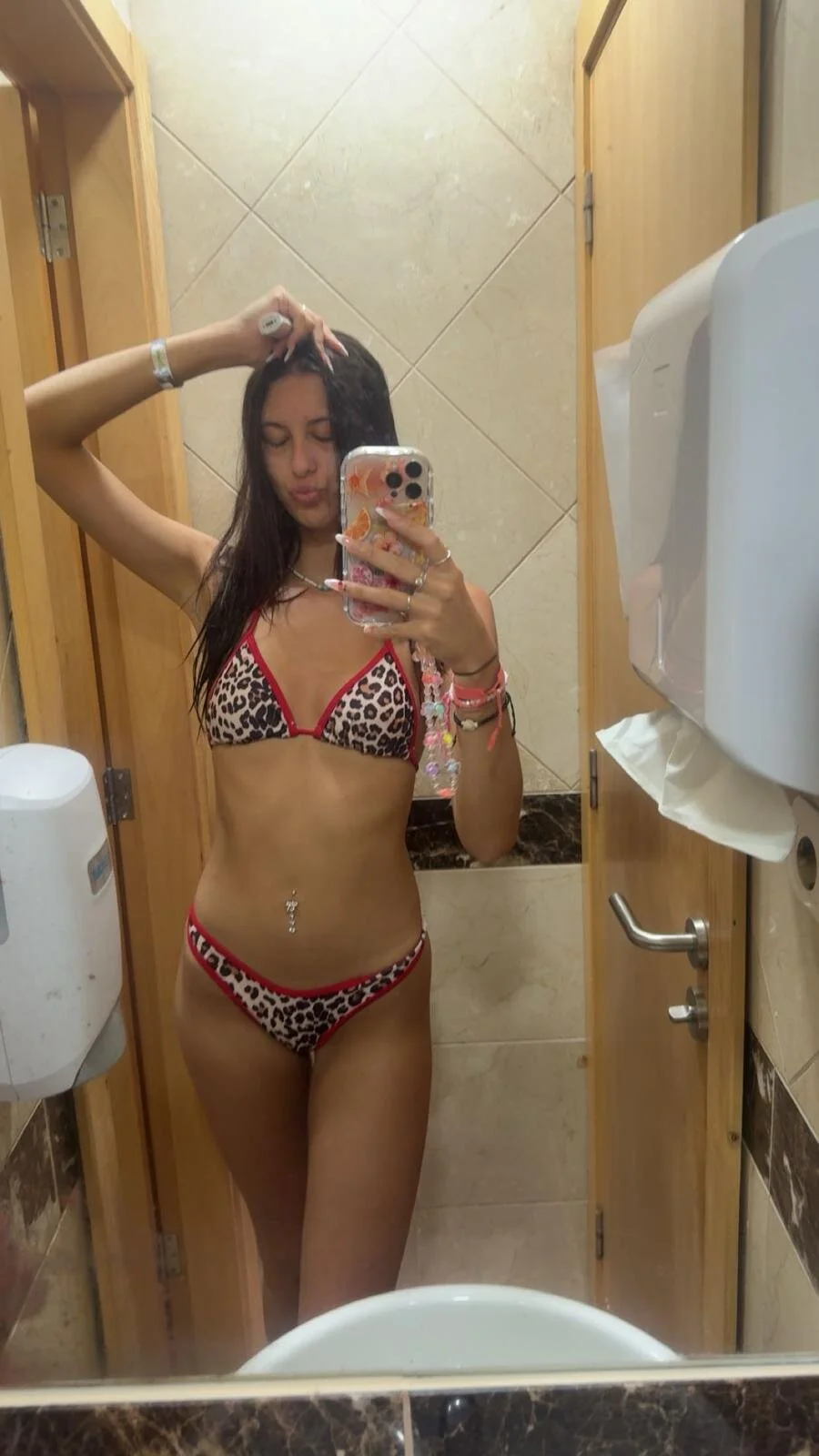 XXX Porn Photo of Nude Lolaleexx 4