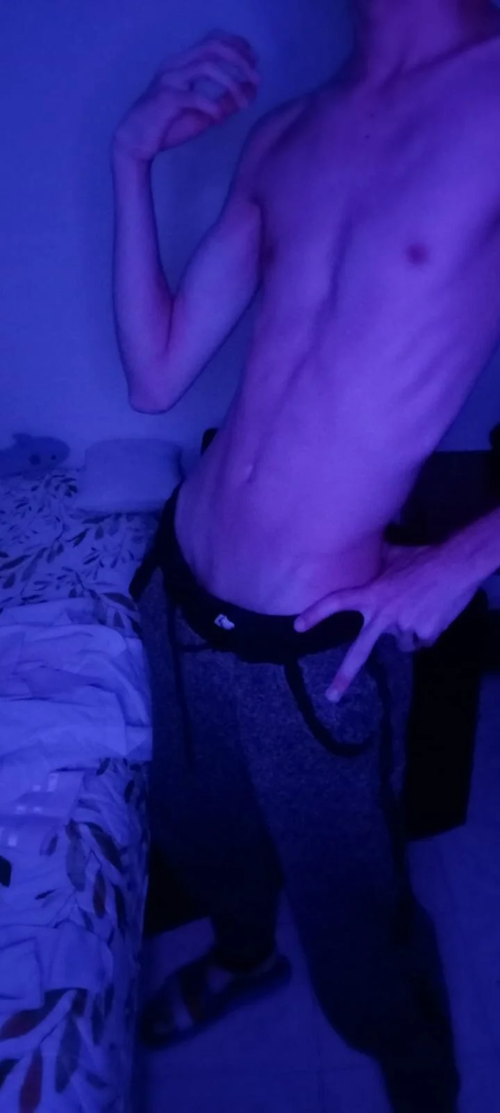 XXX Porn Photo of Nude Hxxyro 4