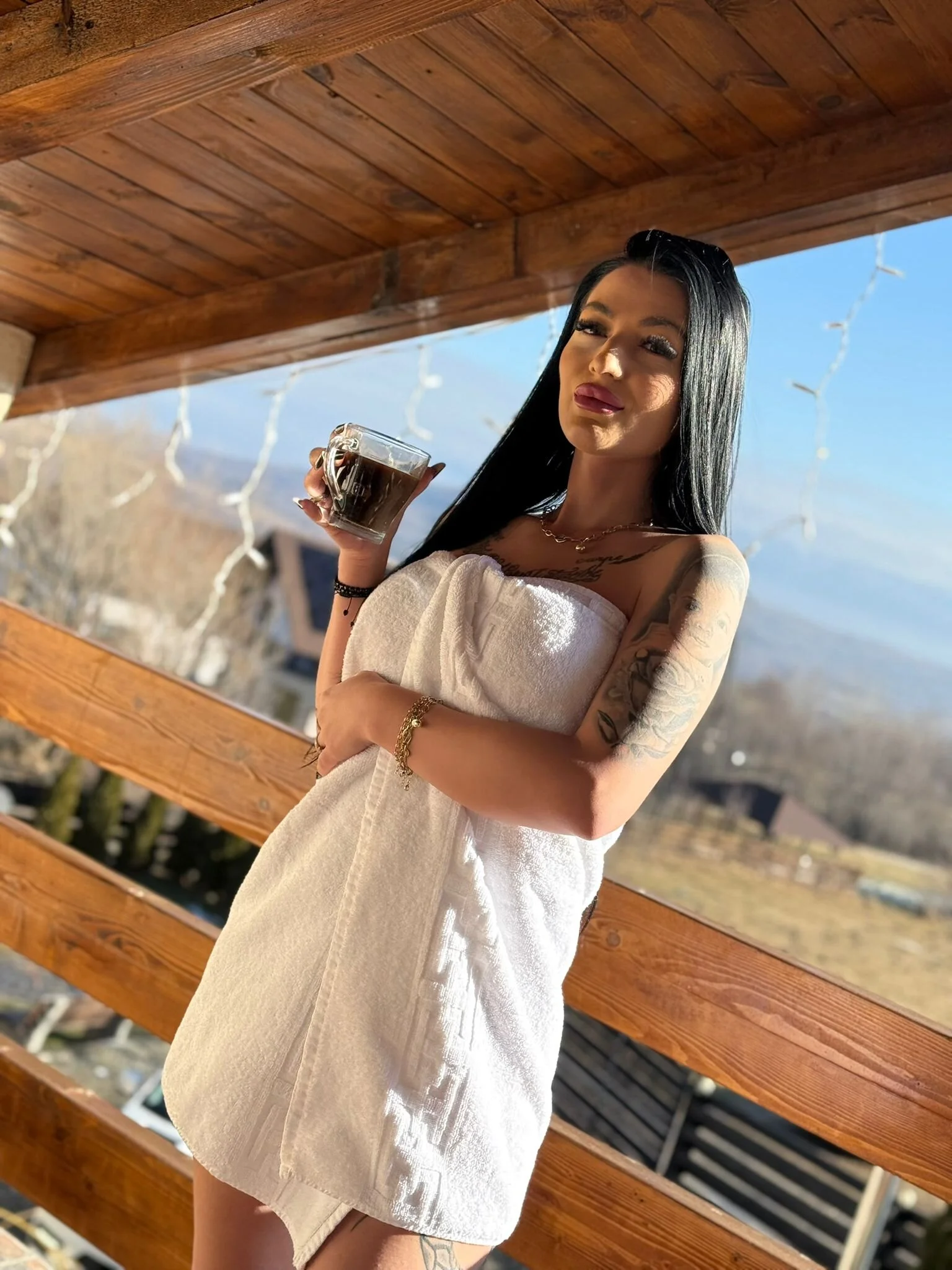 XXX Porn Photo of Nude arianatattoos 21