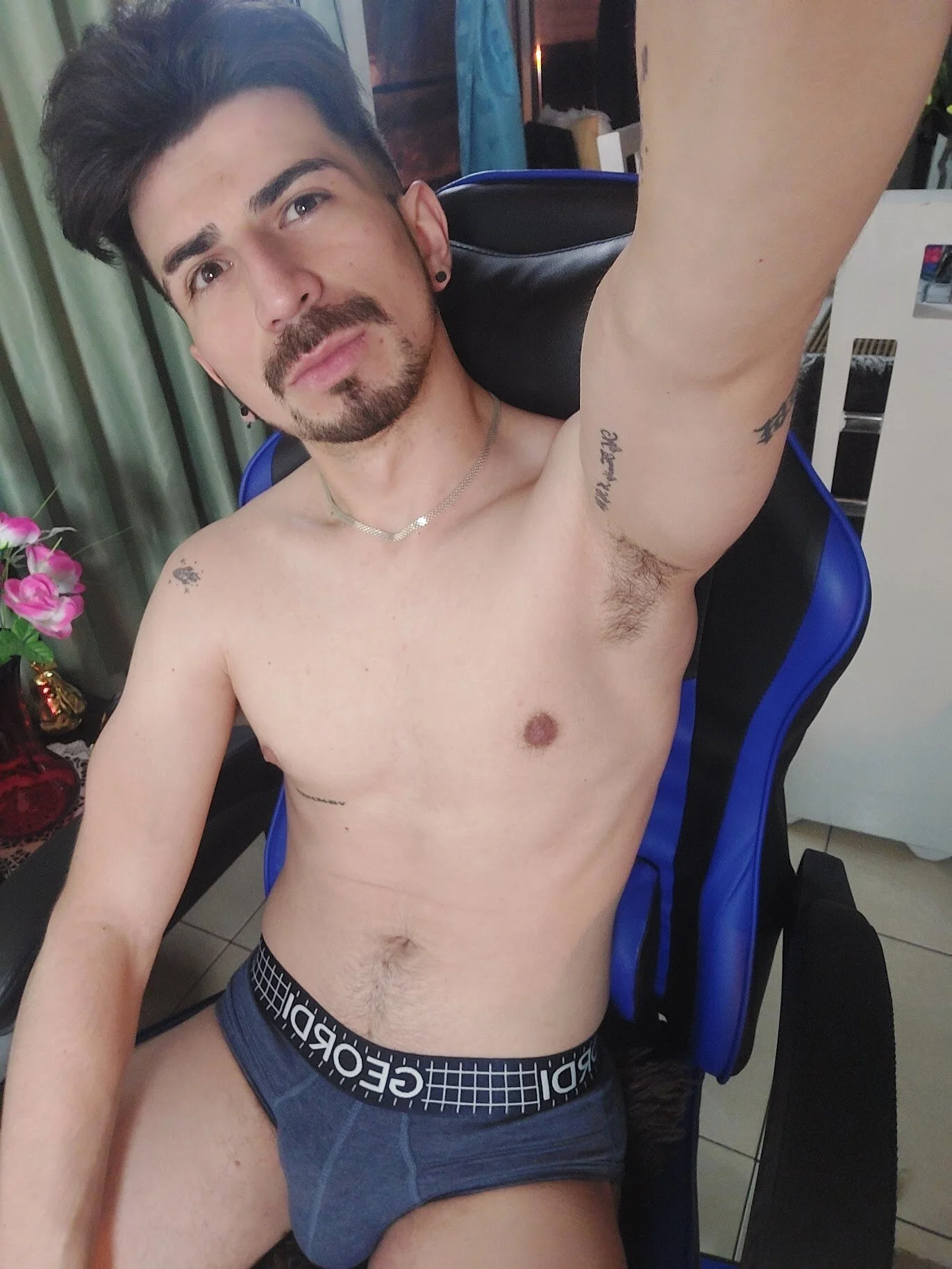 XXX Porn Photo of Nude LiamCossio_ 4