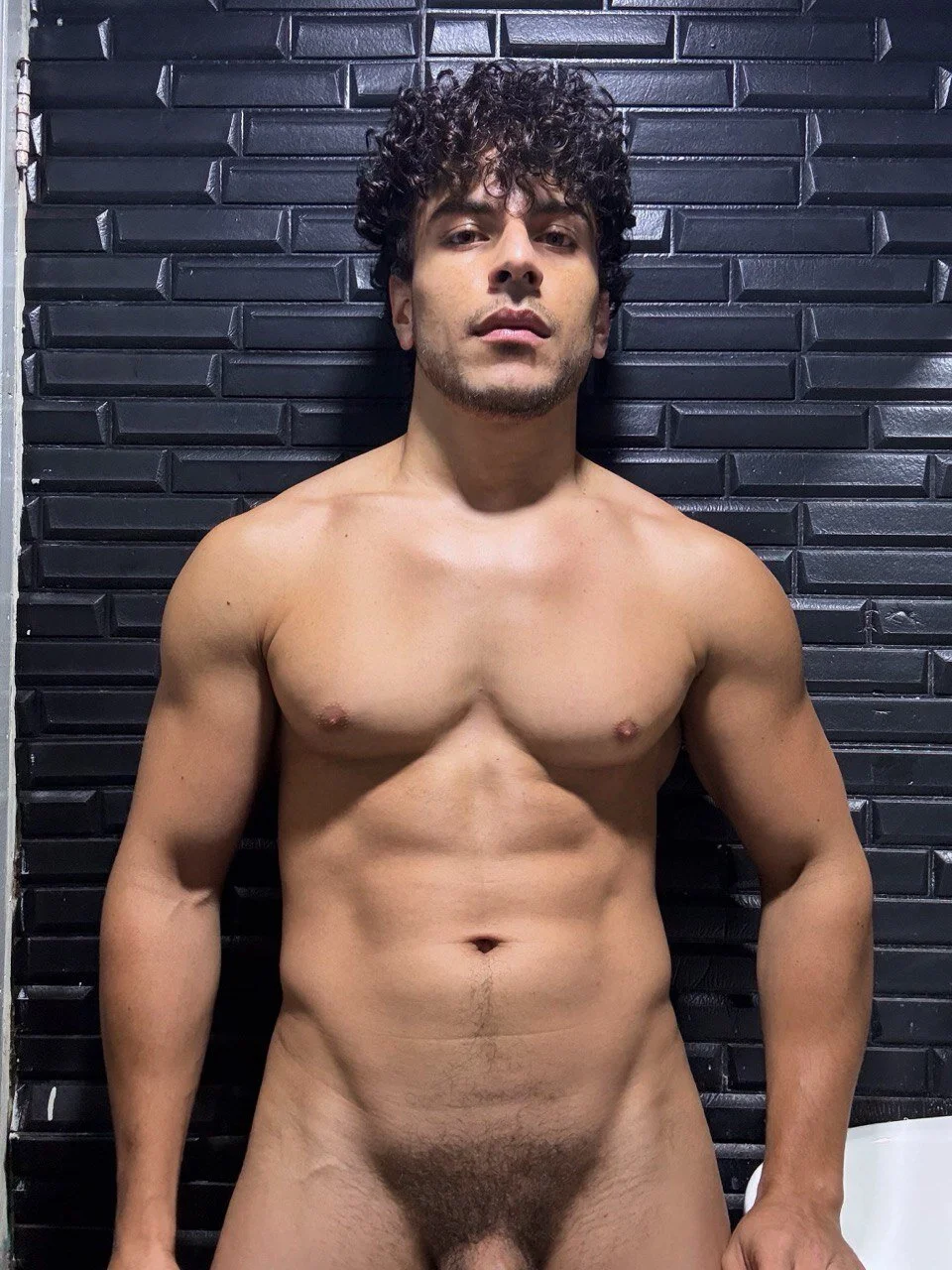 XXX Porn Photo of Nude bayronfit 35