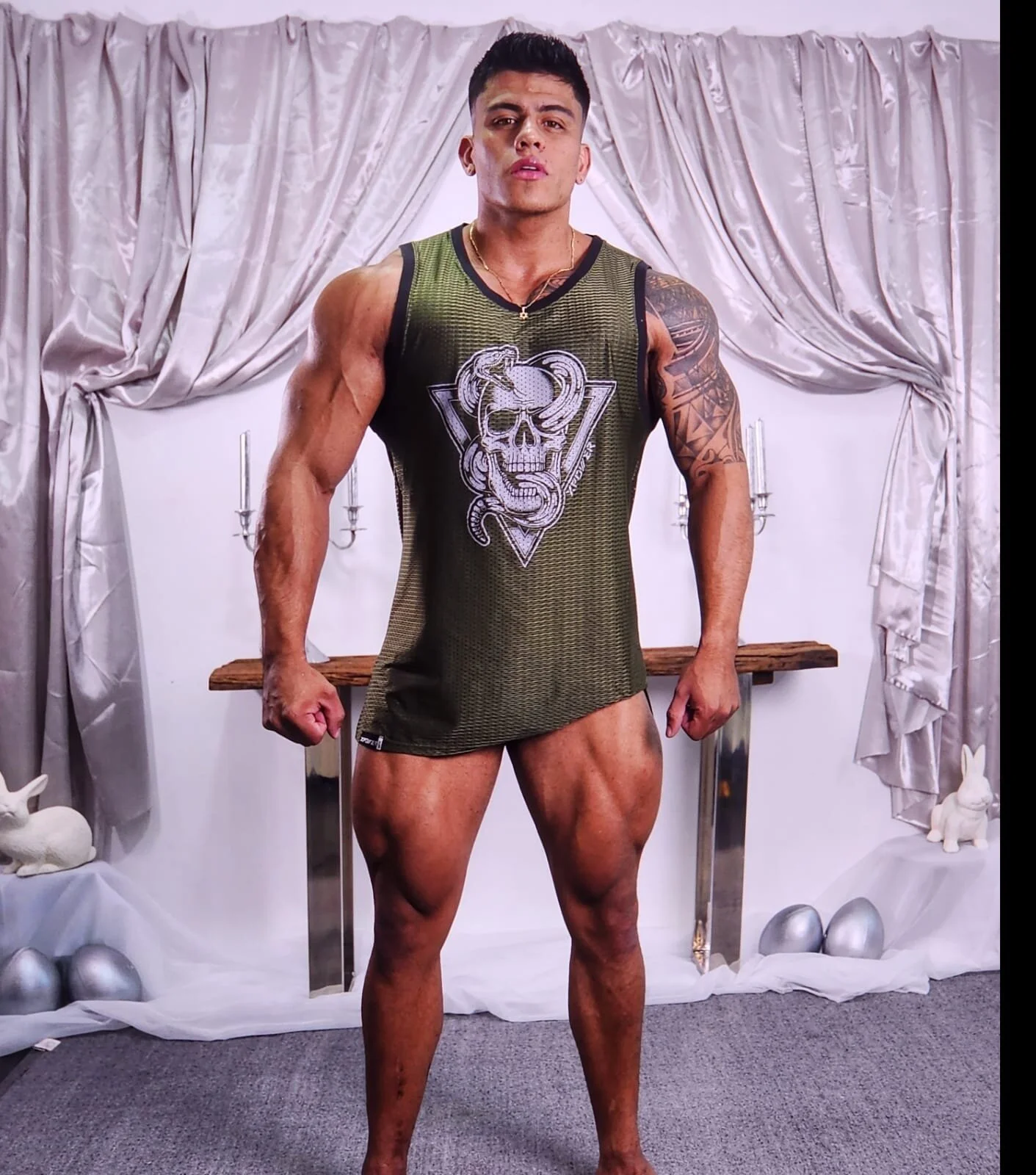 XXX Porn Photo of Nude tyler_muscle1 2
