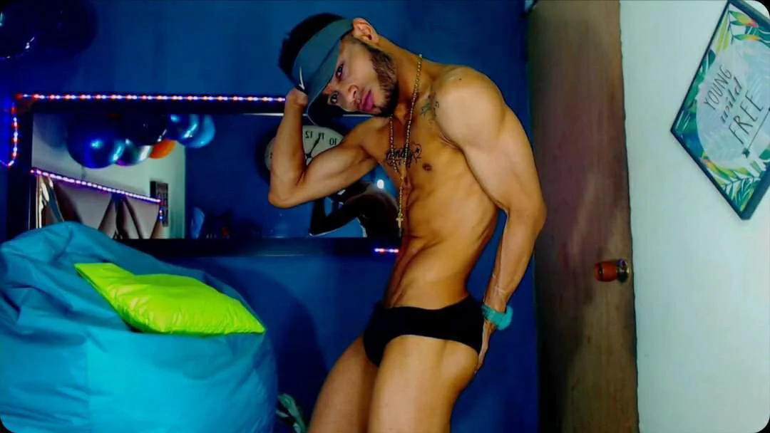XXX Porn Photo of Nude Sebastian_lugo 19