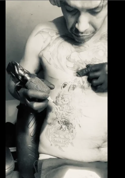 XXX Porn Photo of Nude LB_Living 5