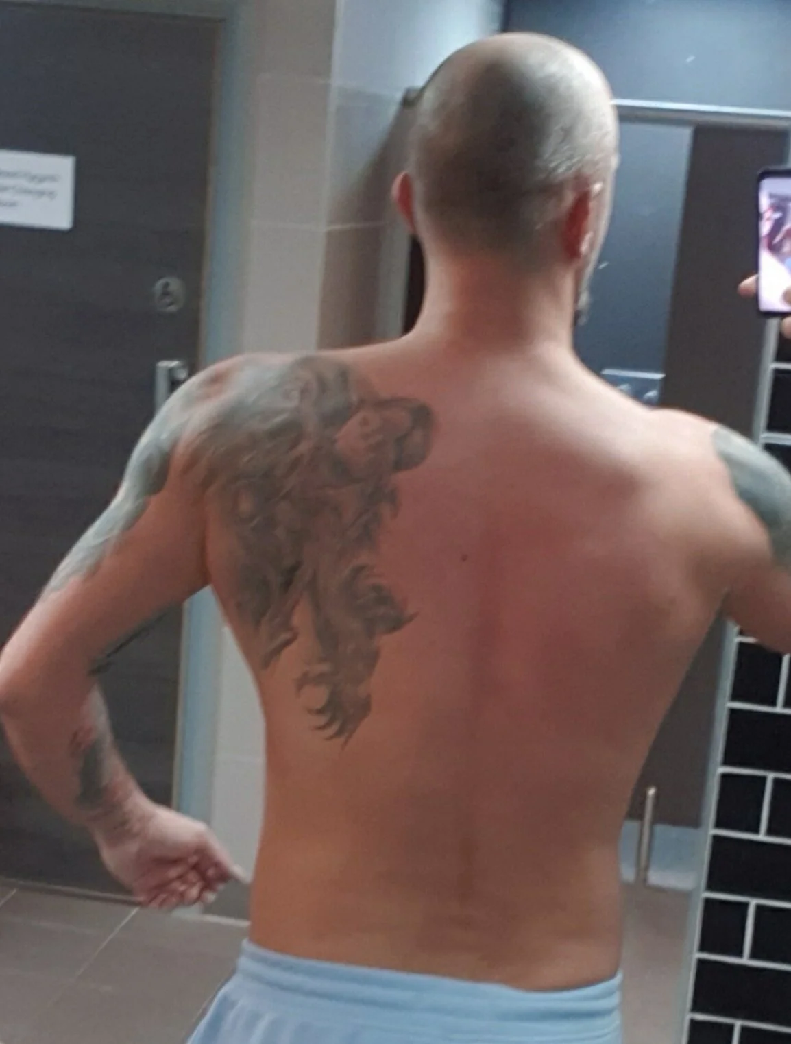 XXX Porn Photo of Nude HornyDaddyMuscle 4