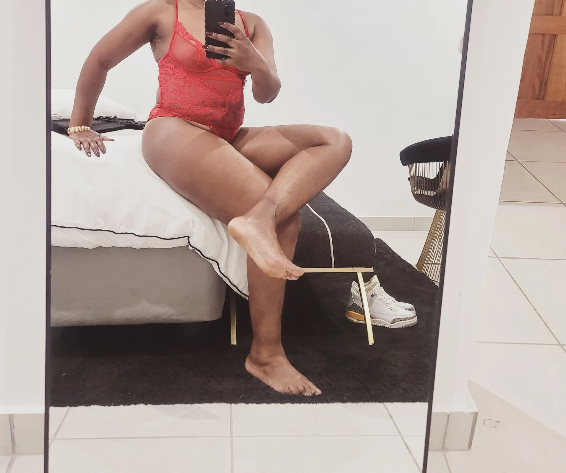XXX Porn Photo of Nude Queen75years 5