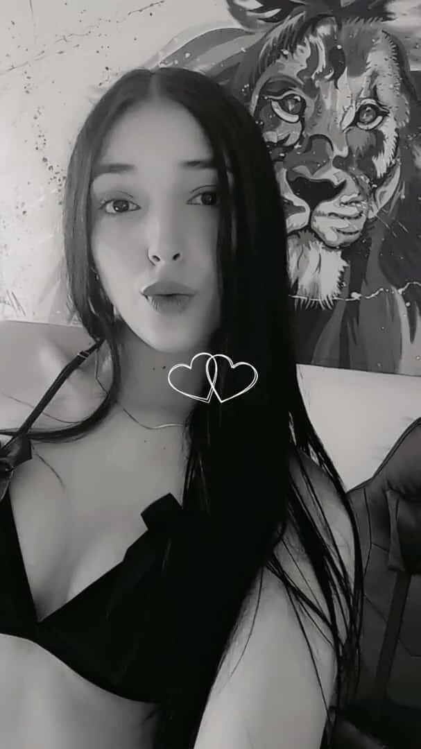 SHARLOTTE_AND_MORGAN