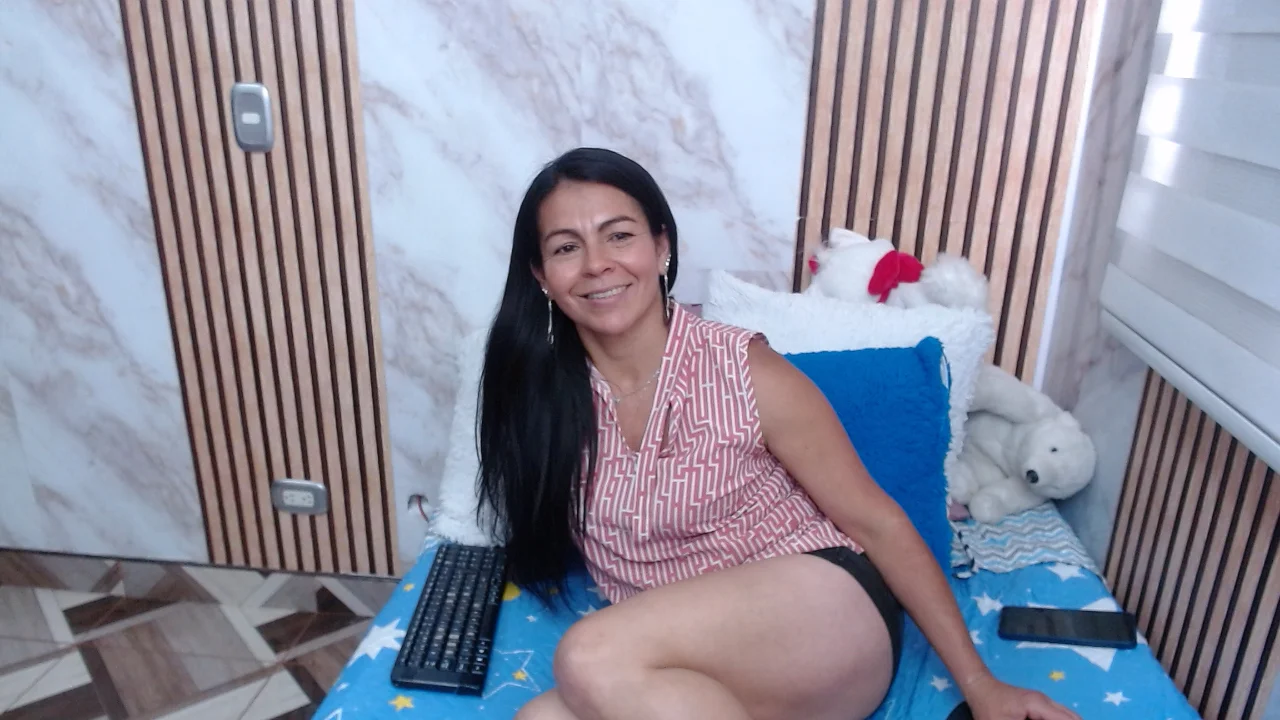 XXX Porn Photo of Nude camilavargas_ 6
