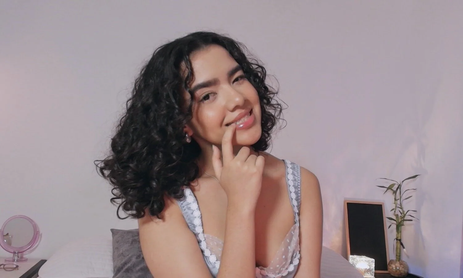 XXX Porn Photo of Nude fluffycurls 5