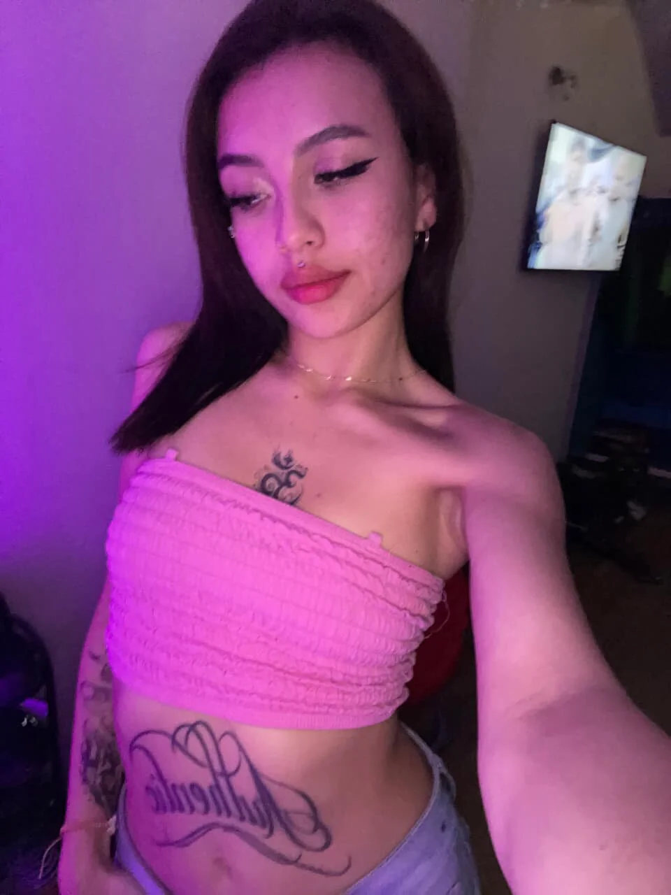 XXX Porn Photo of Nude Luna_vans 2