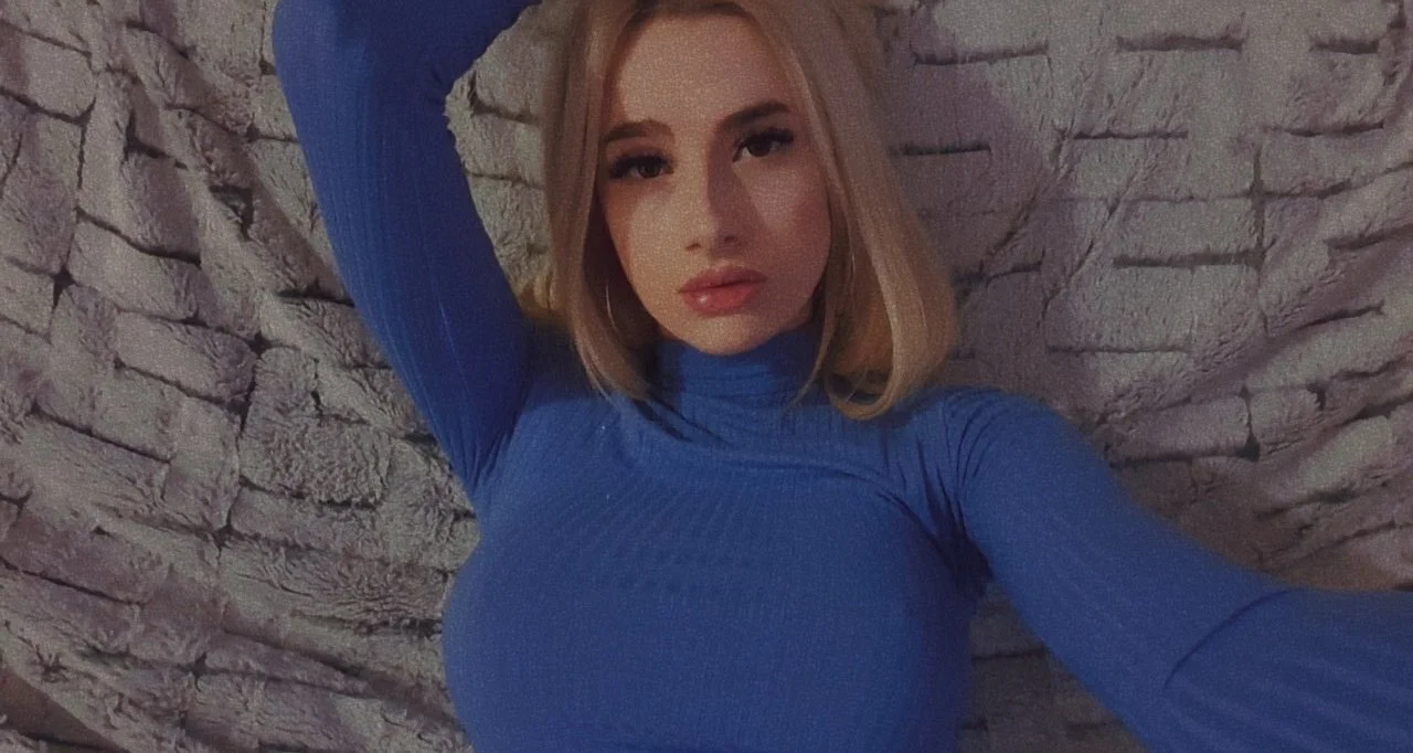 XXX Porn Photo of Nude aileen_williams 18