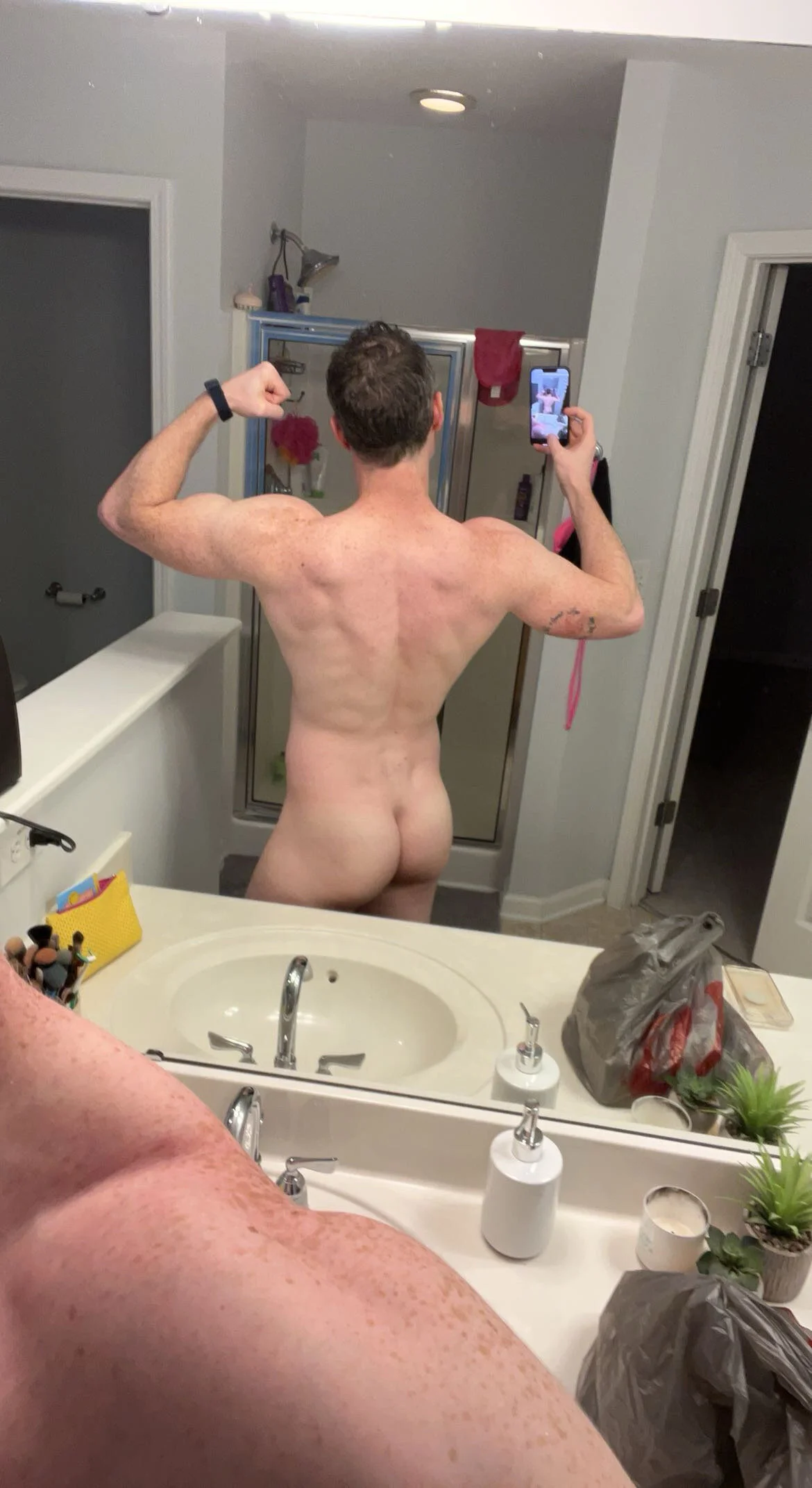 XXX Porn Photo of Nude CunningColm 1