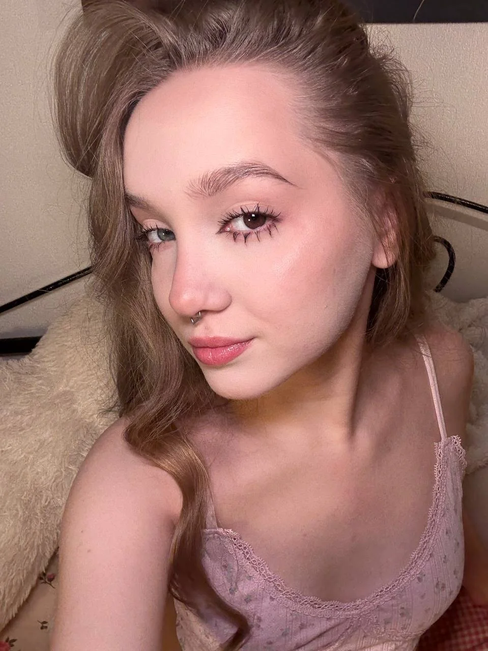 XXX Porn Photo of Nude bambi_lu 549