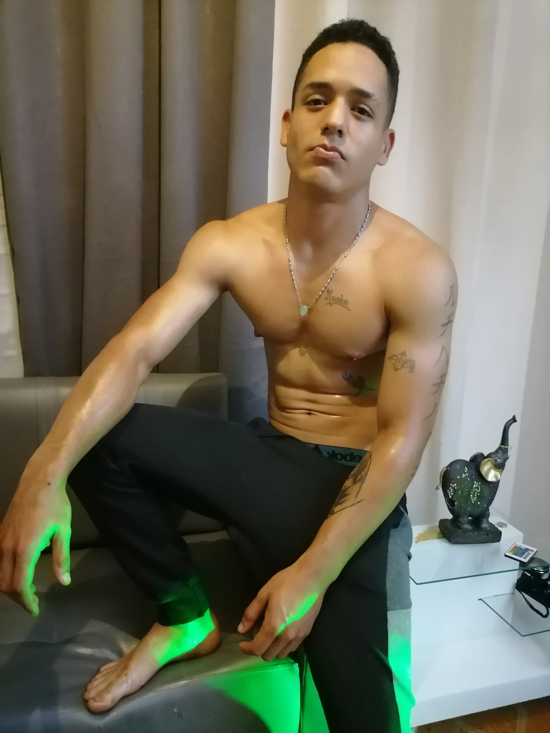 XXX Porn Photo of Nude Mael-Steel 11