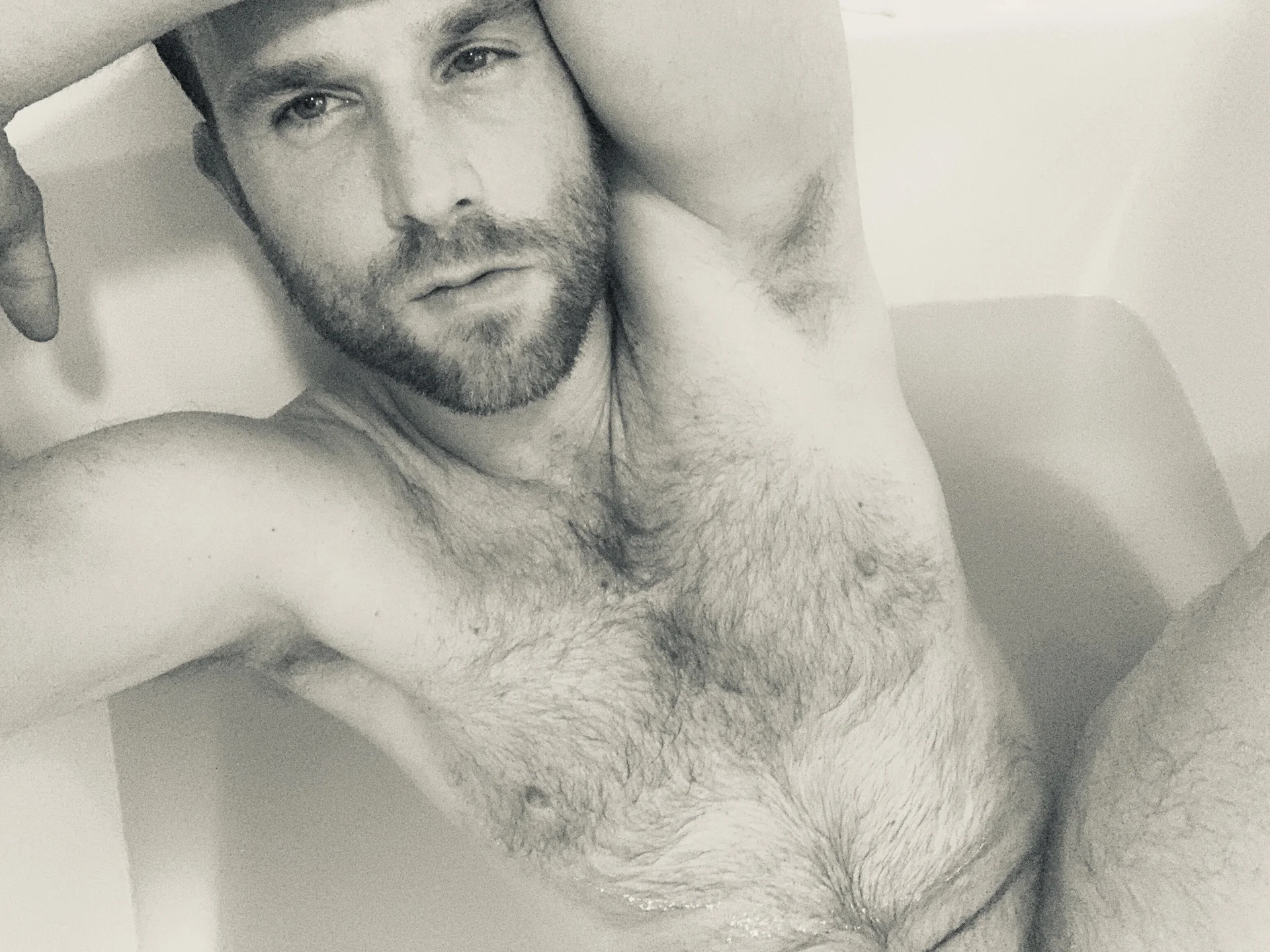 XXX Porn Photo of Nude BradBudsinDC 4