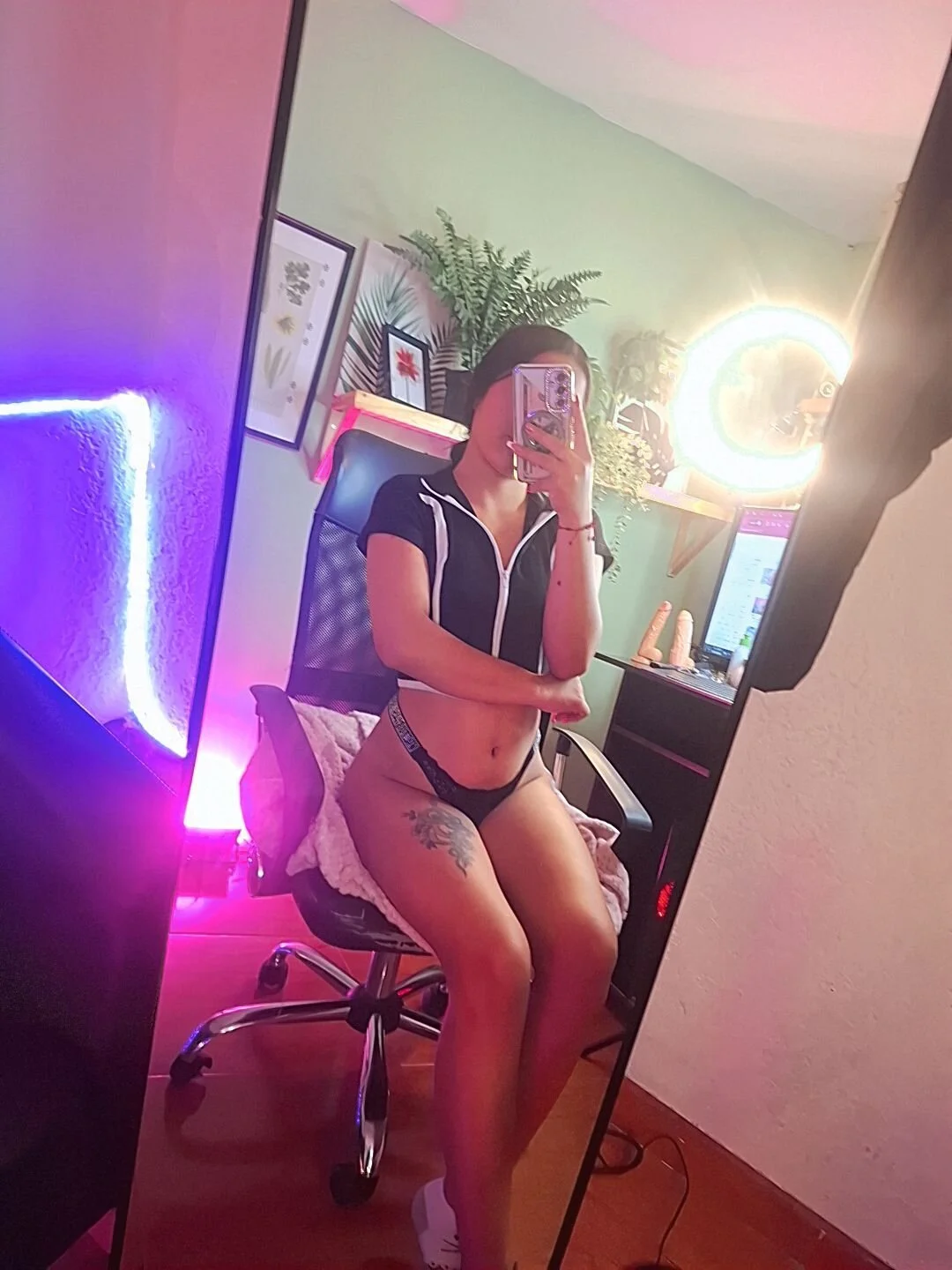 XXX Porn Photo of Nude Mia_Angels0 5