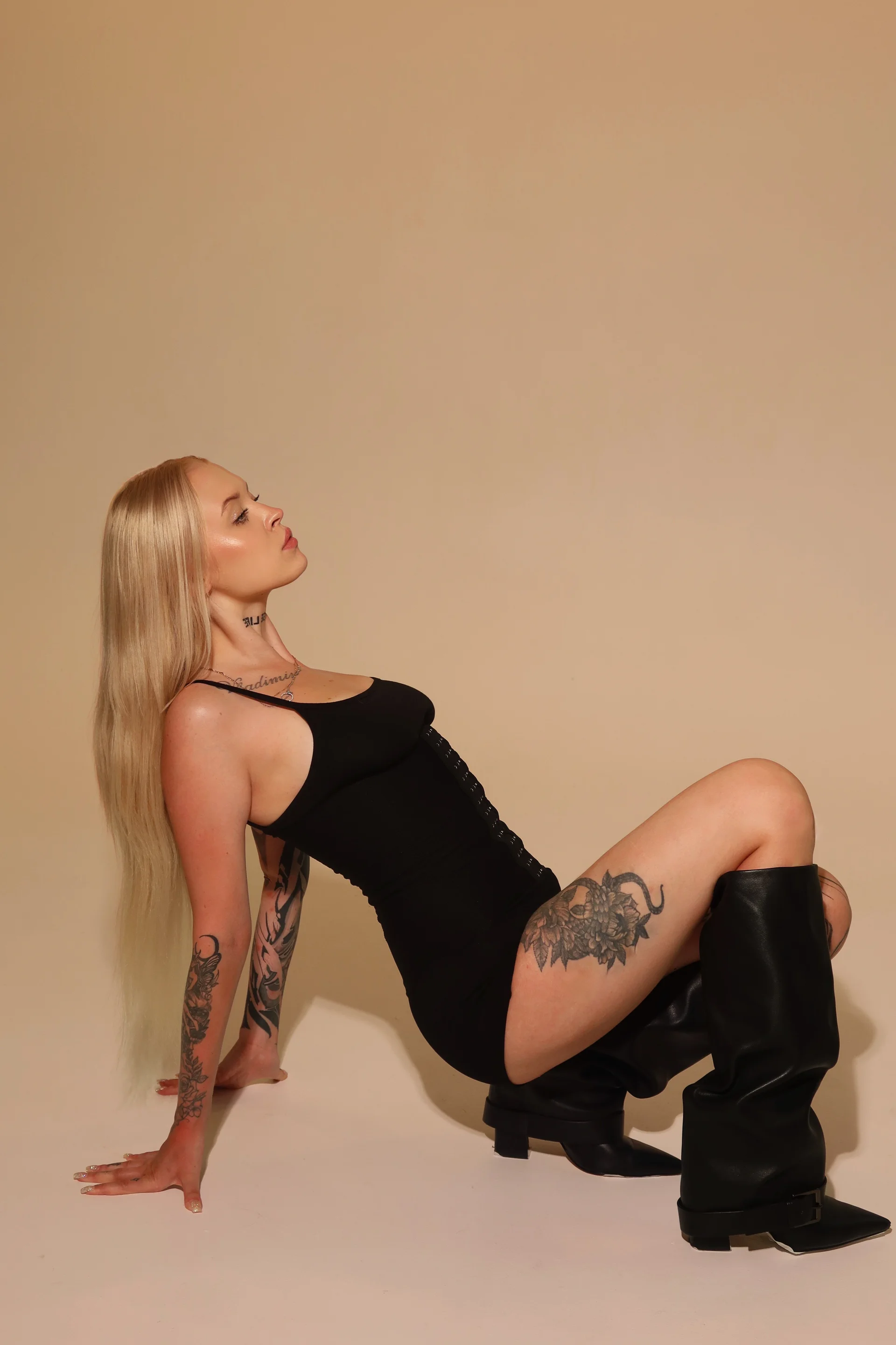 XXX Porn Photo of Nude Your_futureEXwife 15