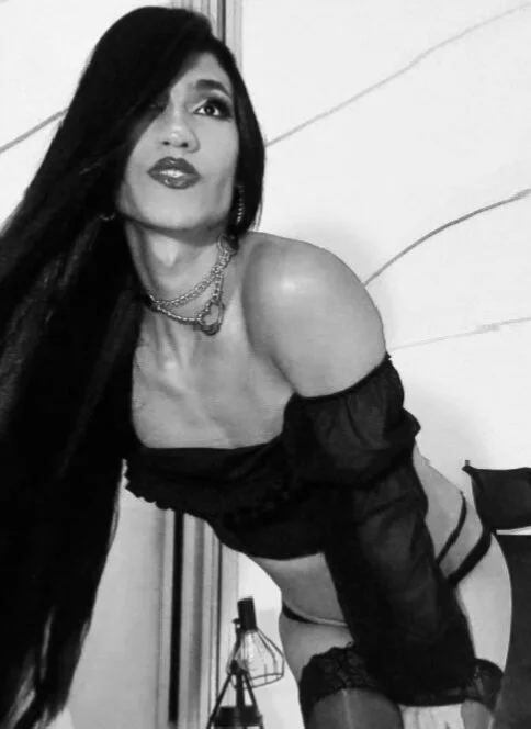XXX Porn Photo of Nude CheryHandsome 13