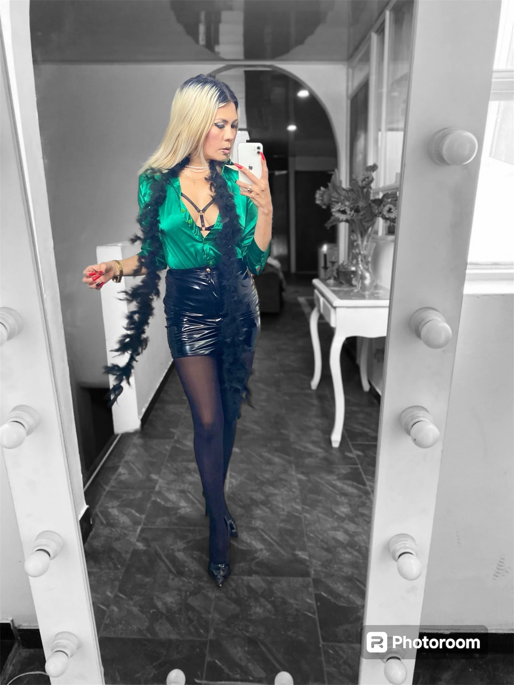 XXX Porn Photo of Nude MistressAndre 55