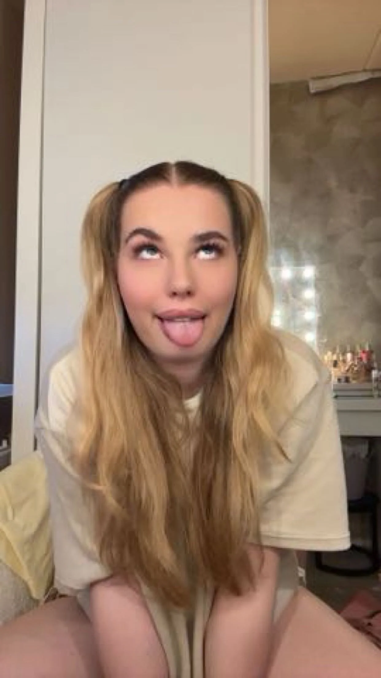 XXX Porn Photo of Nude MayaLive18 7