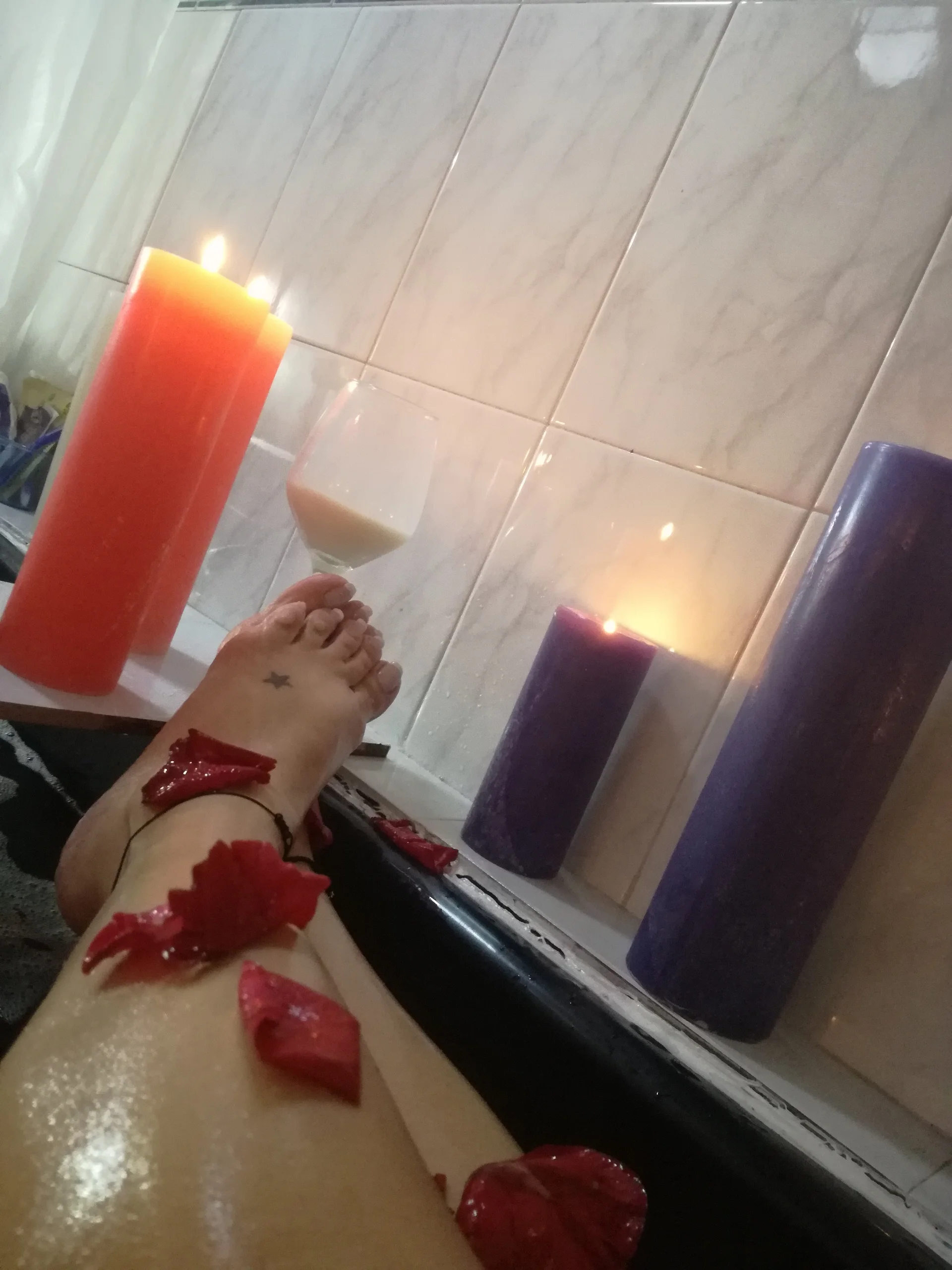 XXX Porn Photo of Nude zullyxhot 24