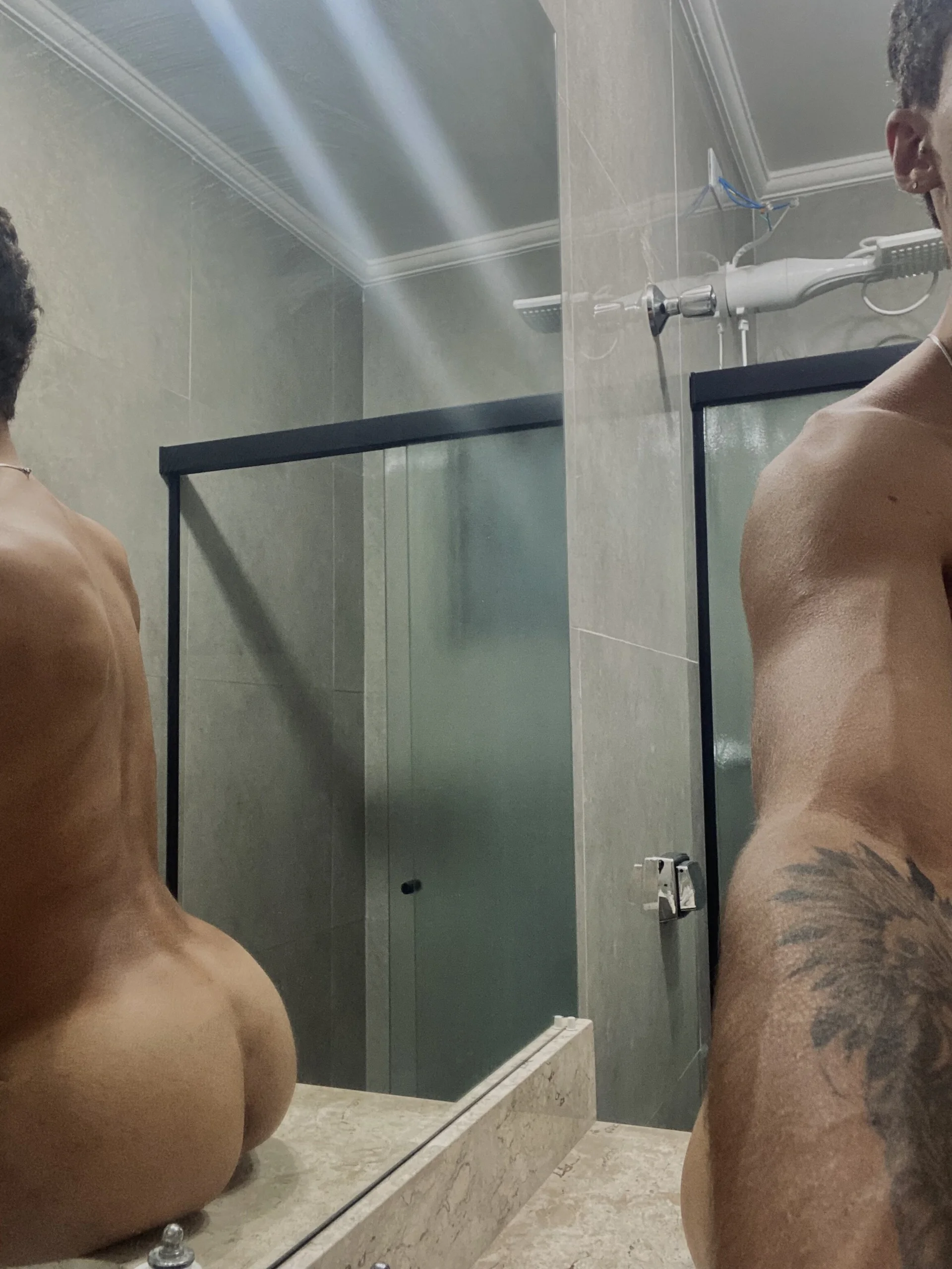 XXX Porn Photo of Nude Mendeslukas 4