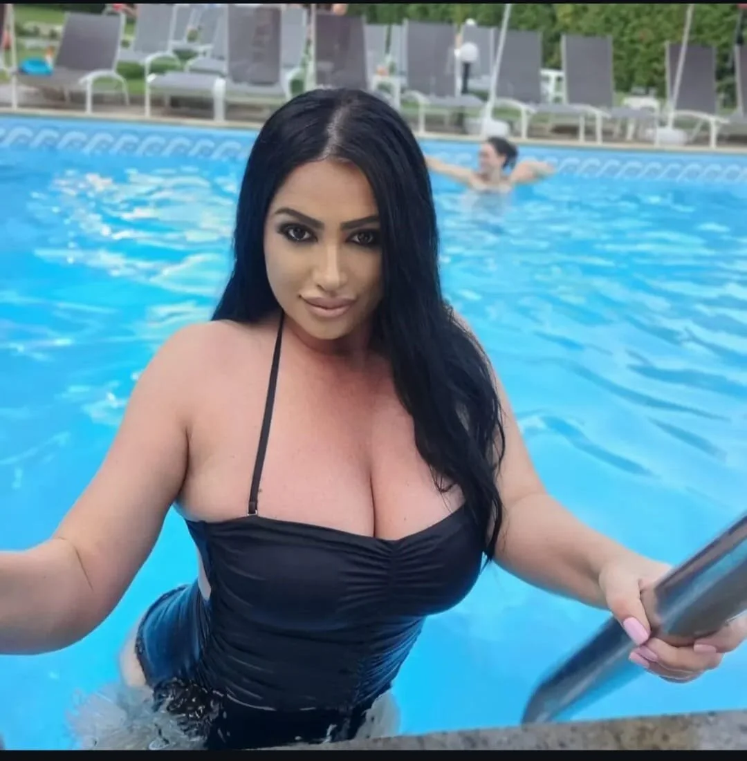 XXX Porn Photo of Nude NalaBlaze 7