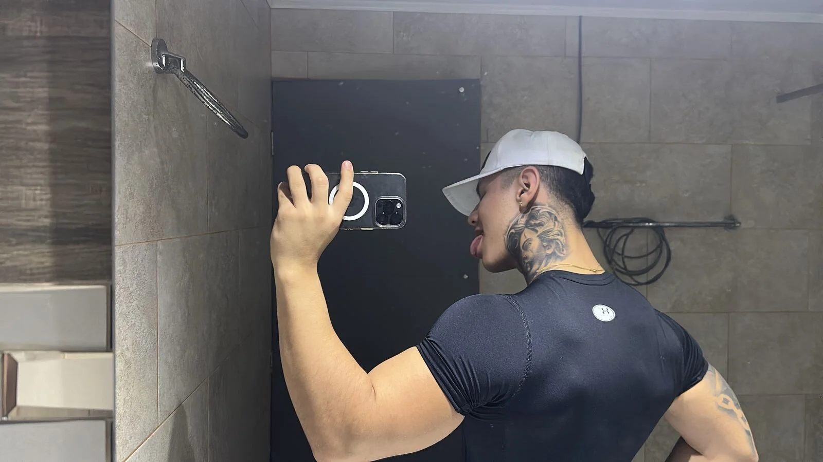 XXX Porn Photo of Nude SalvatoreDmore 7