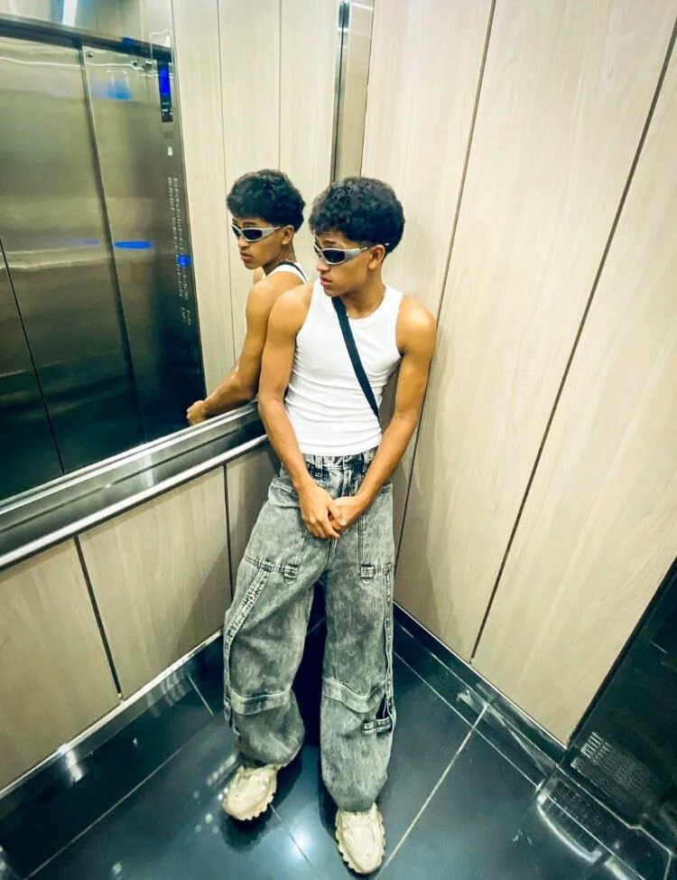 XXX Porn Photo of Nude james_lee2 8