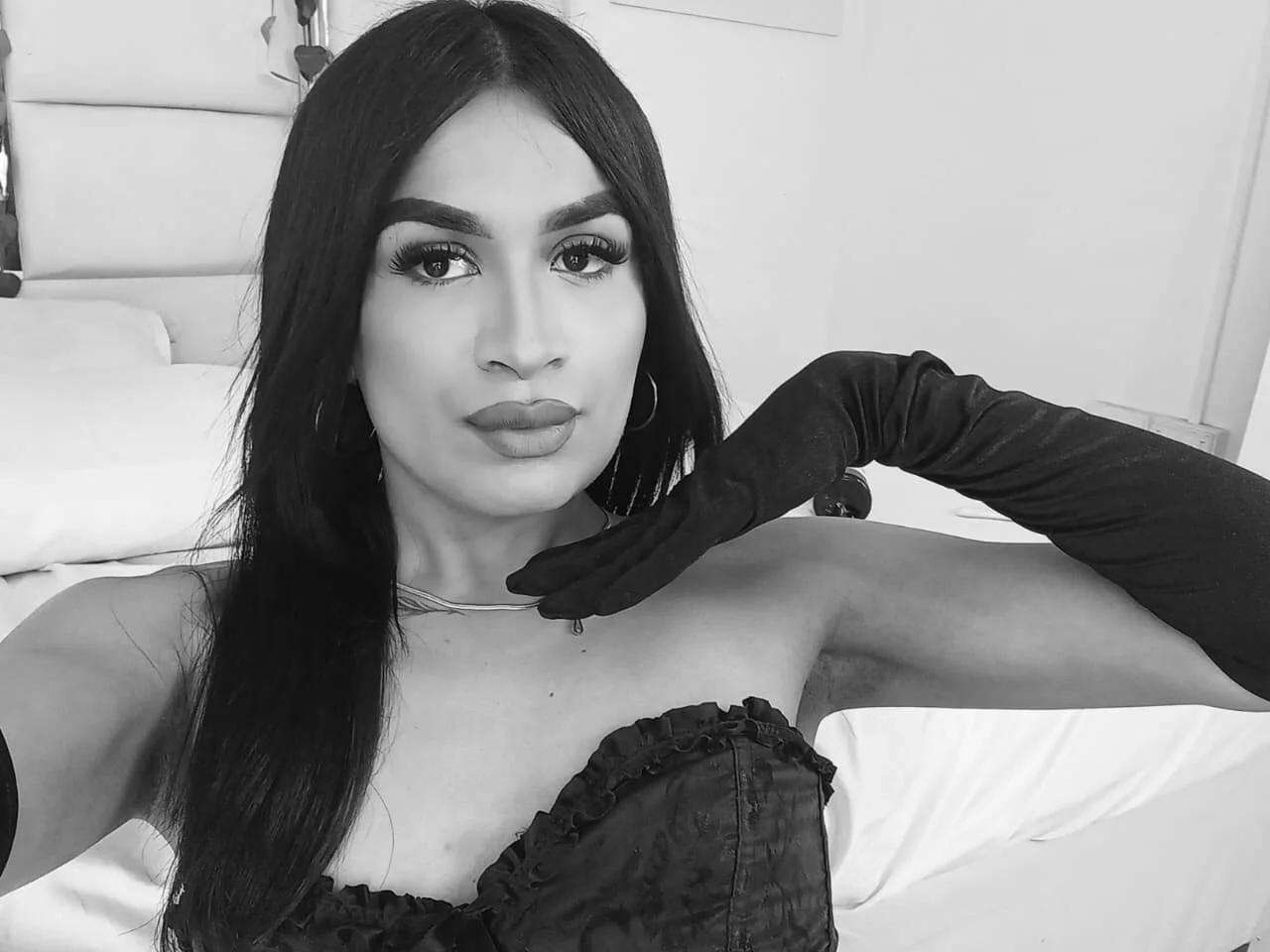 XXX Porn Photo of Nude Silvanna-Casstro 14