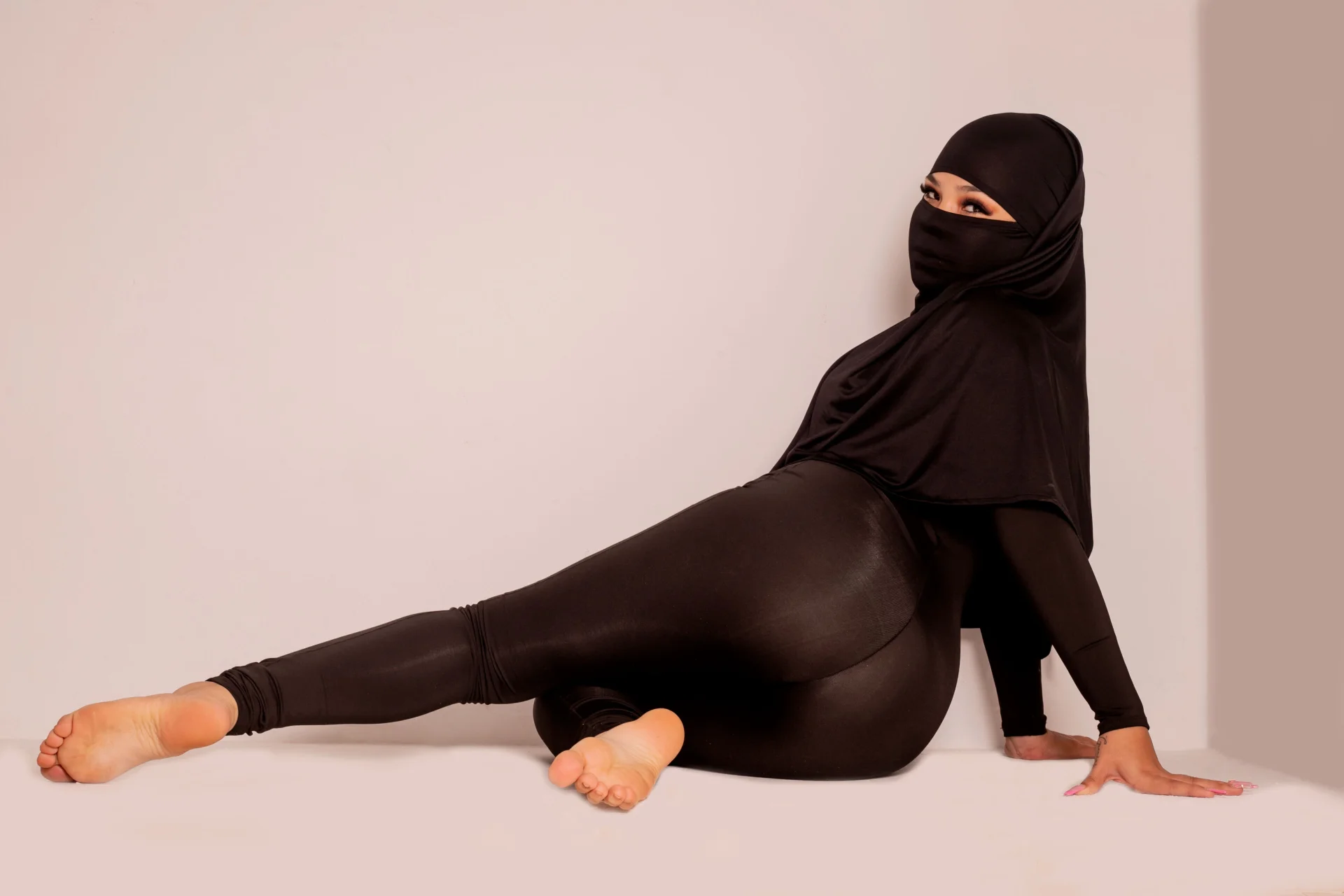 XXX Porn Photo of Nude nashi_ra 5