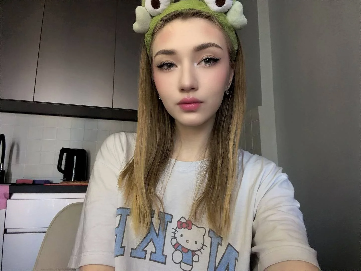 XXX Porn Photo of Nude AveryBerkson 25