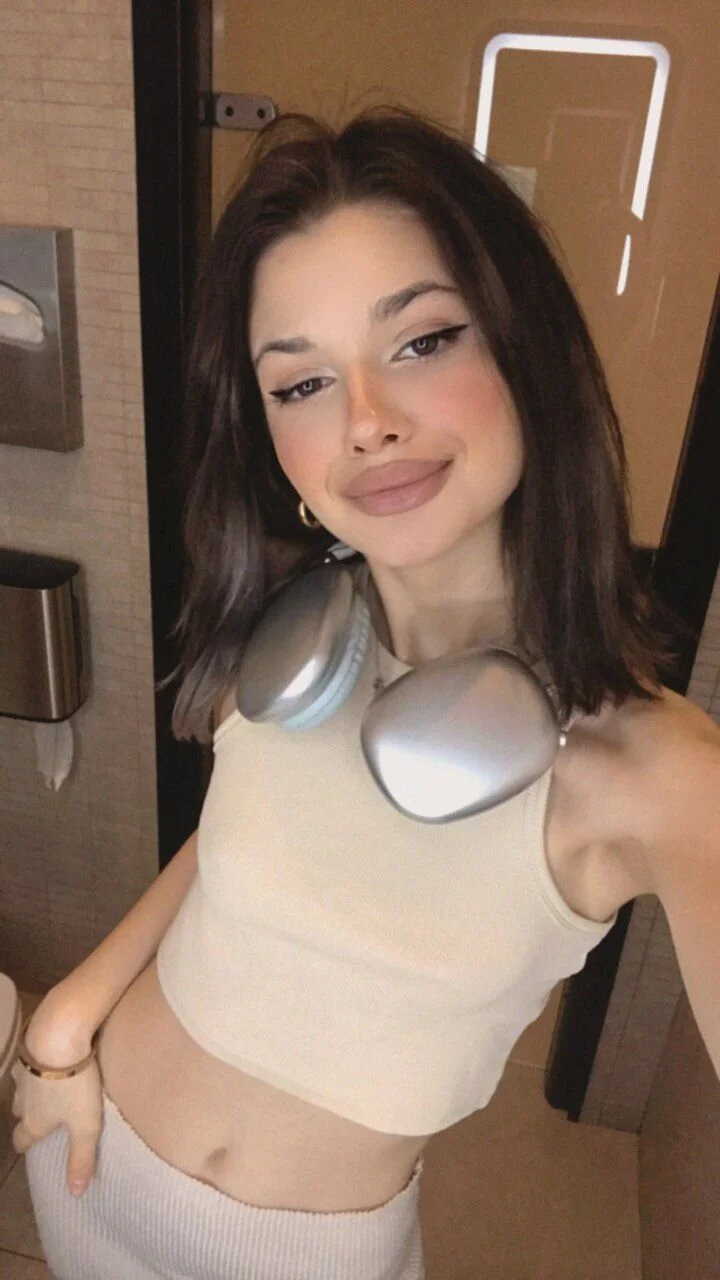 XXX Porn Photo of Nude shape_of_you 5