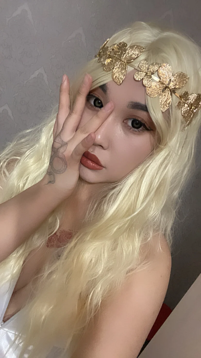XXX Porn Photo of Nude dirty_khaleesi 4