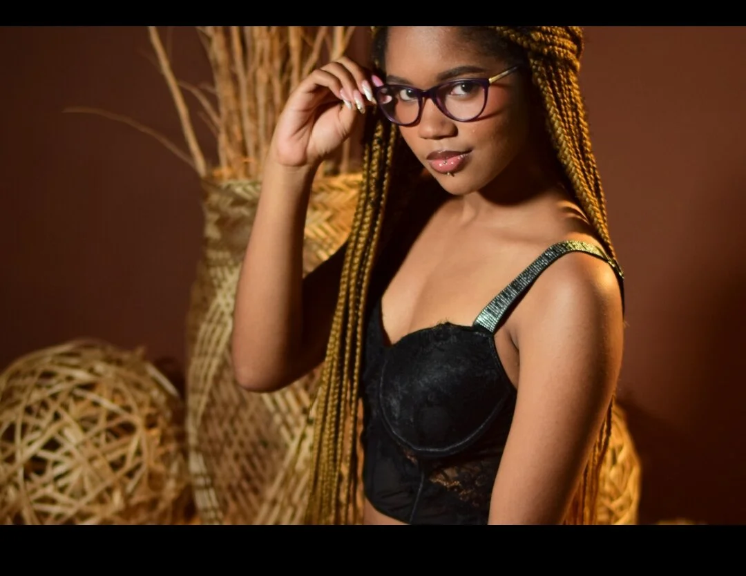 XXX Porn Photo of Nude alena_kenner 4