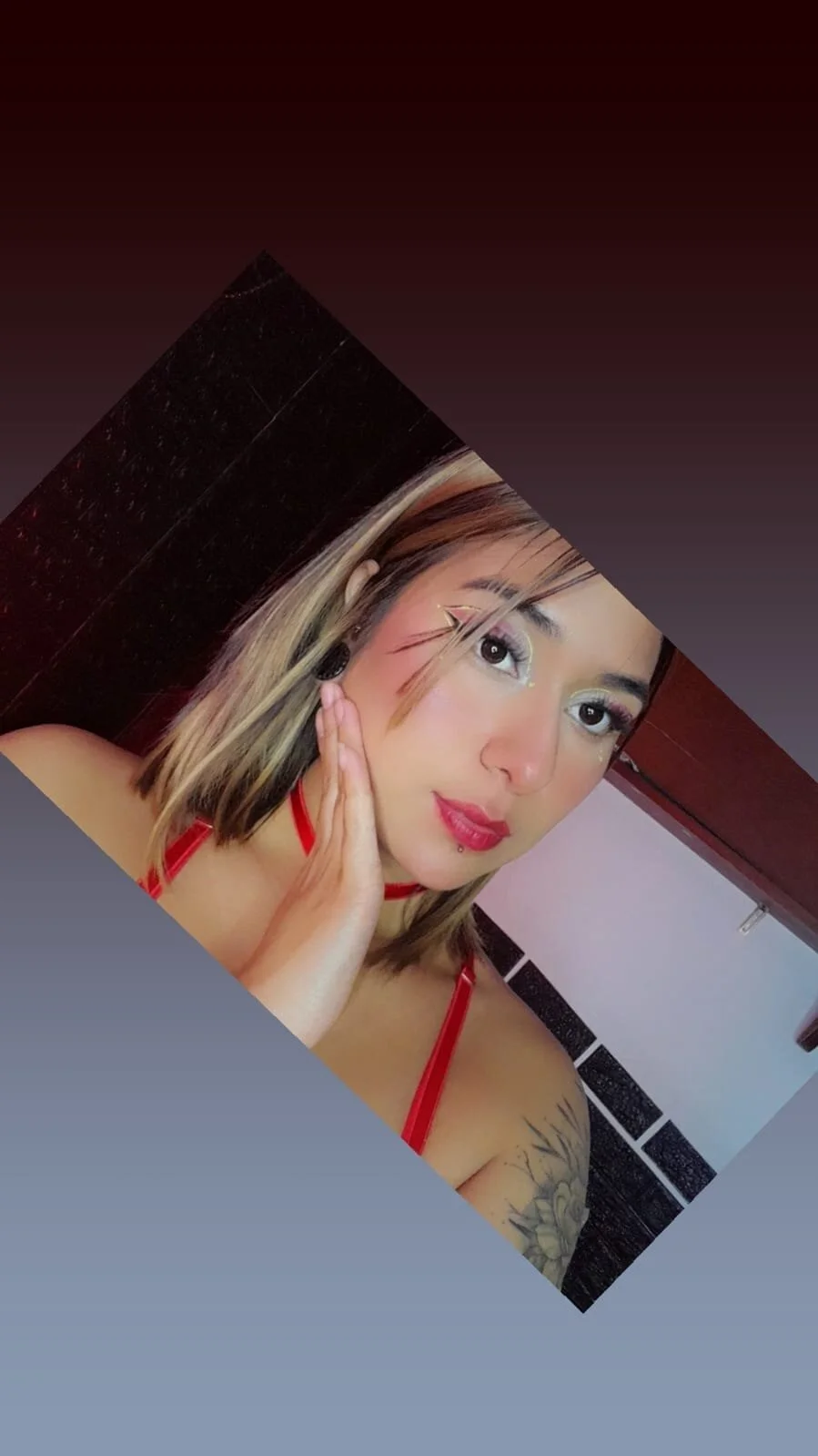 XXX Porn Photo of Nude Megan_And_Kratos 2
