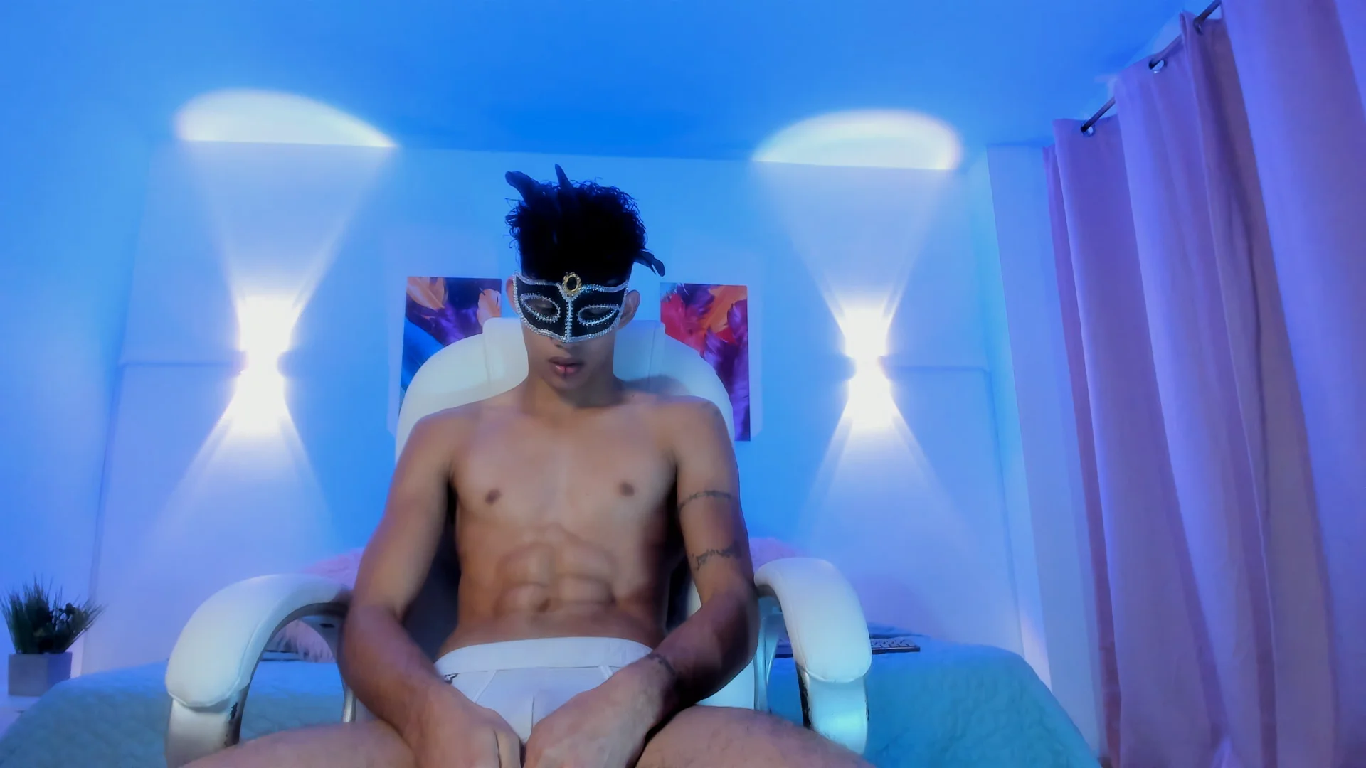 XXX Porn Photo of Nude KamiSuarez 13