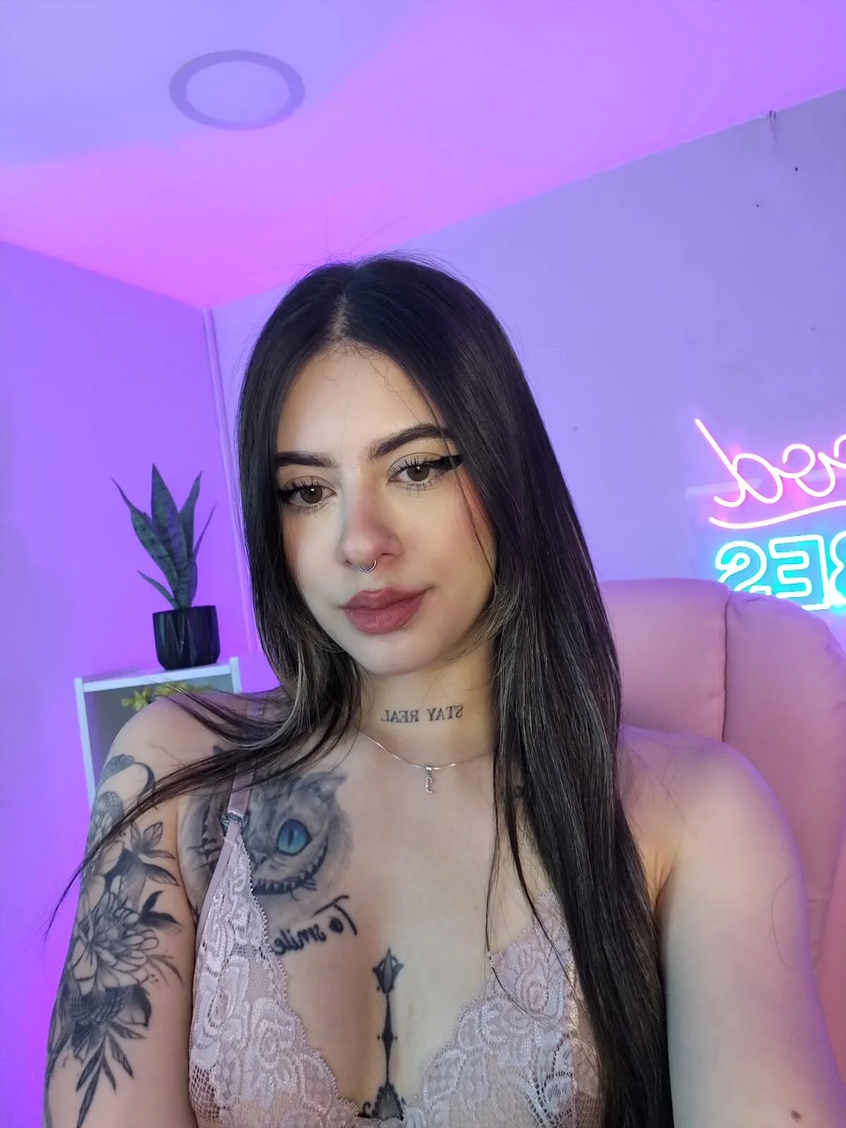 XXX Porn Photo of Nude Alice_Vixen 315