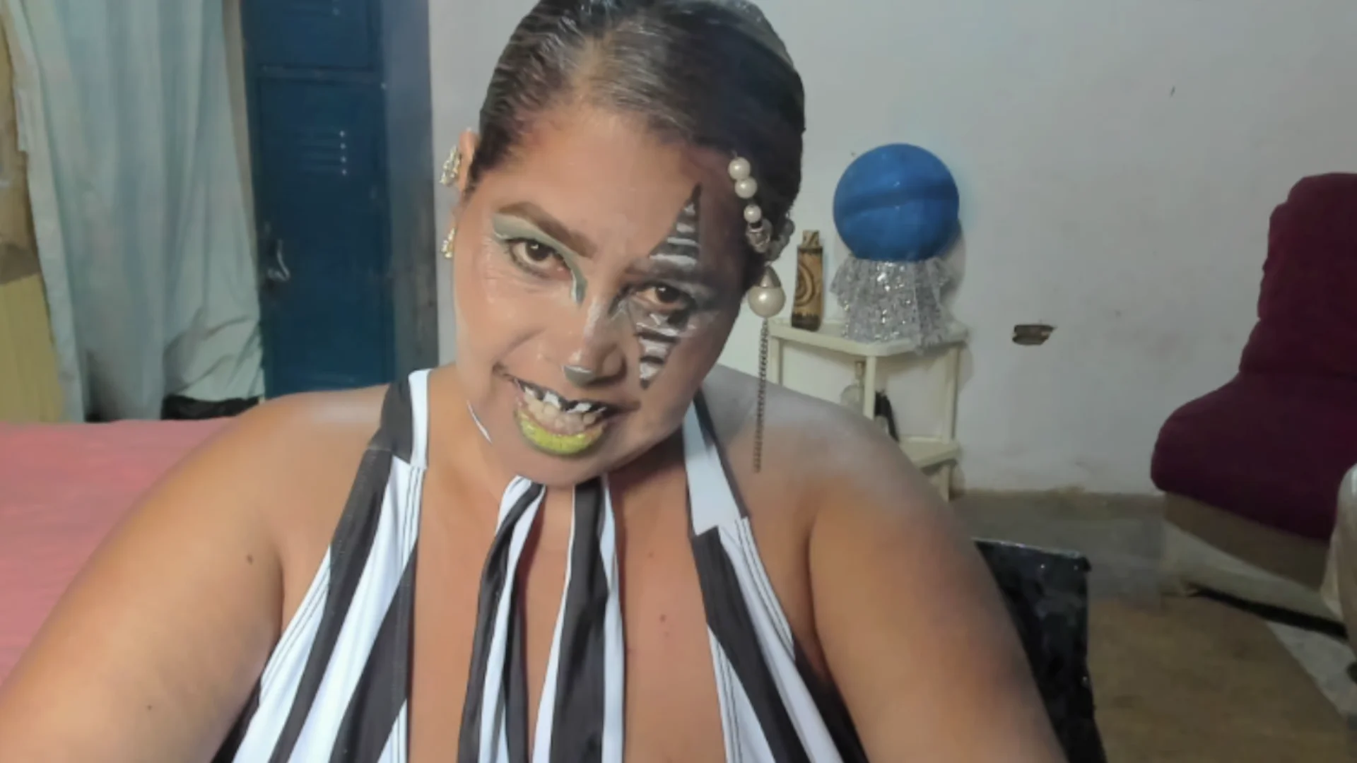 XXX Porn Photo of Nude anubys_godes 2