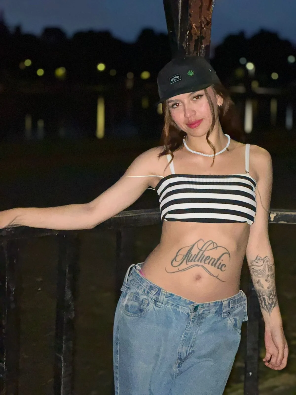 XXX Porn Photo of Nude Luna_vans 5