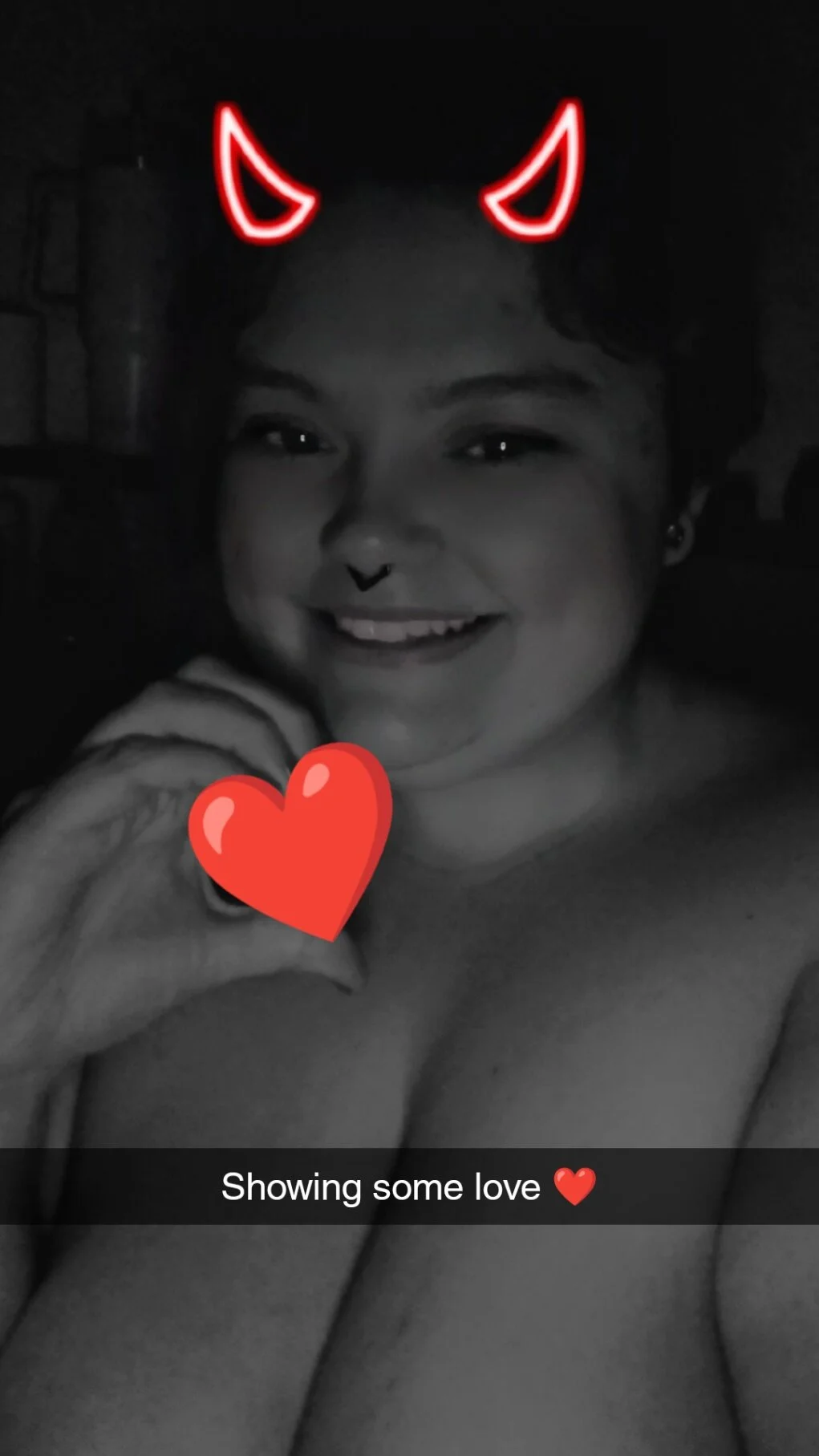 XXX Porn Photo of Nude xXJJIvyXx 24