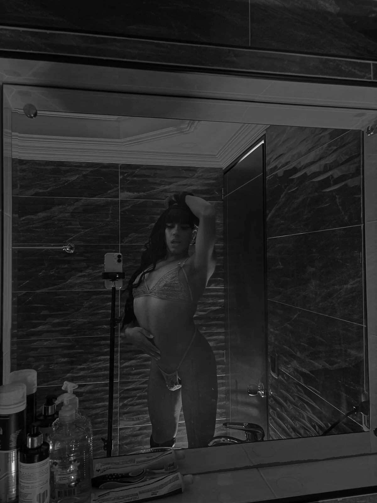 XXX Porn Photo of Nude IsabellaDarrell_ts 64
