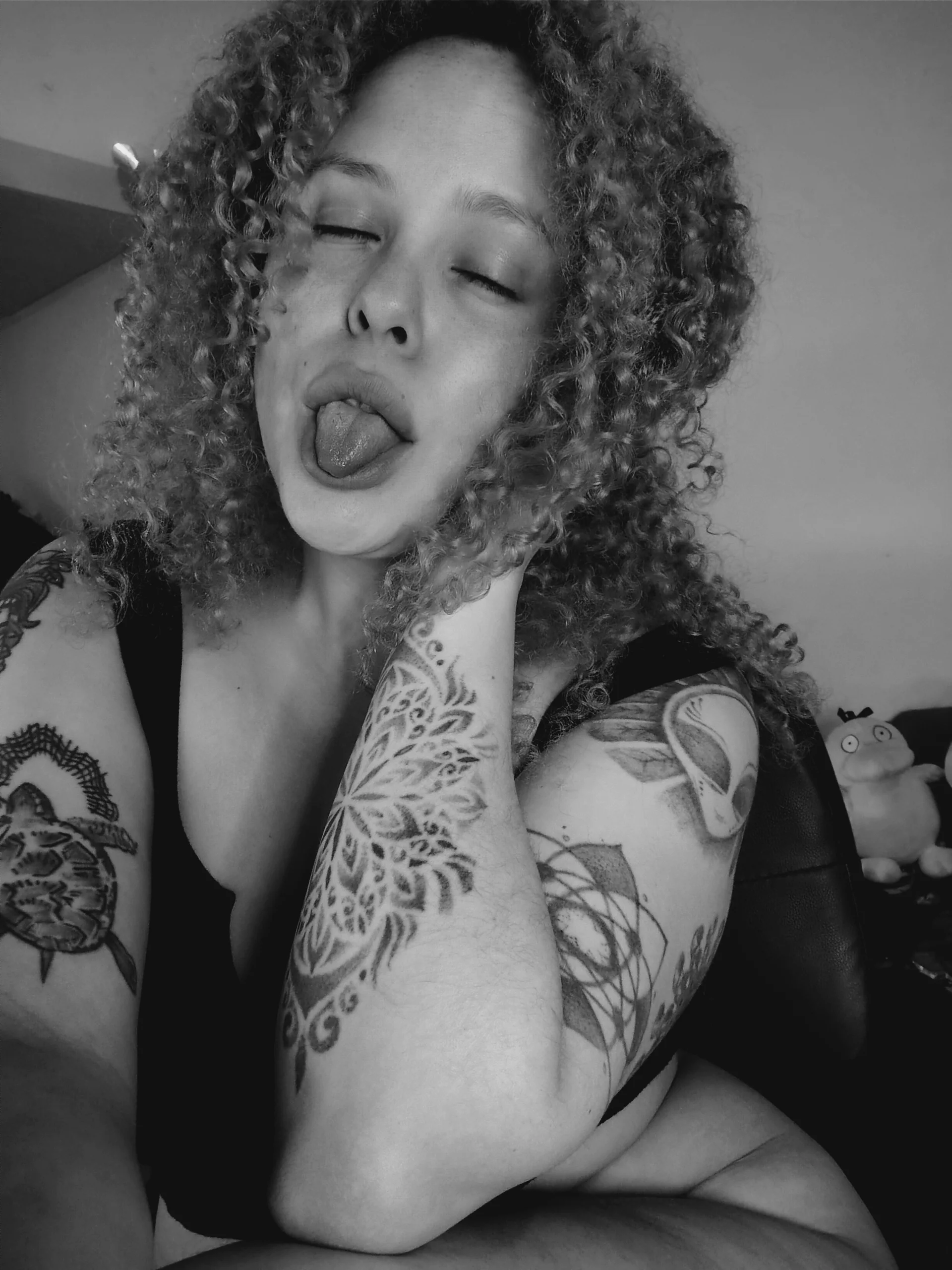 XXX Porn Photo of Nude Alaska_colors7 6