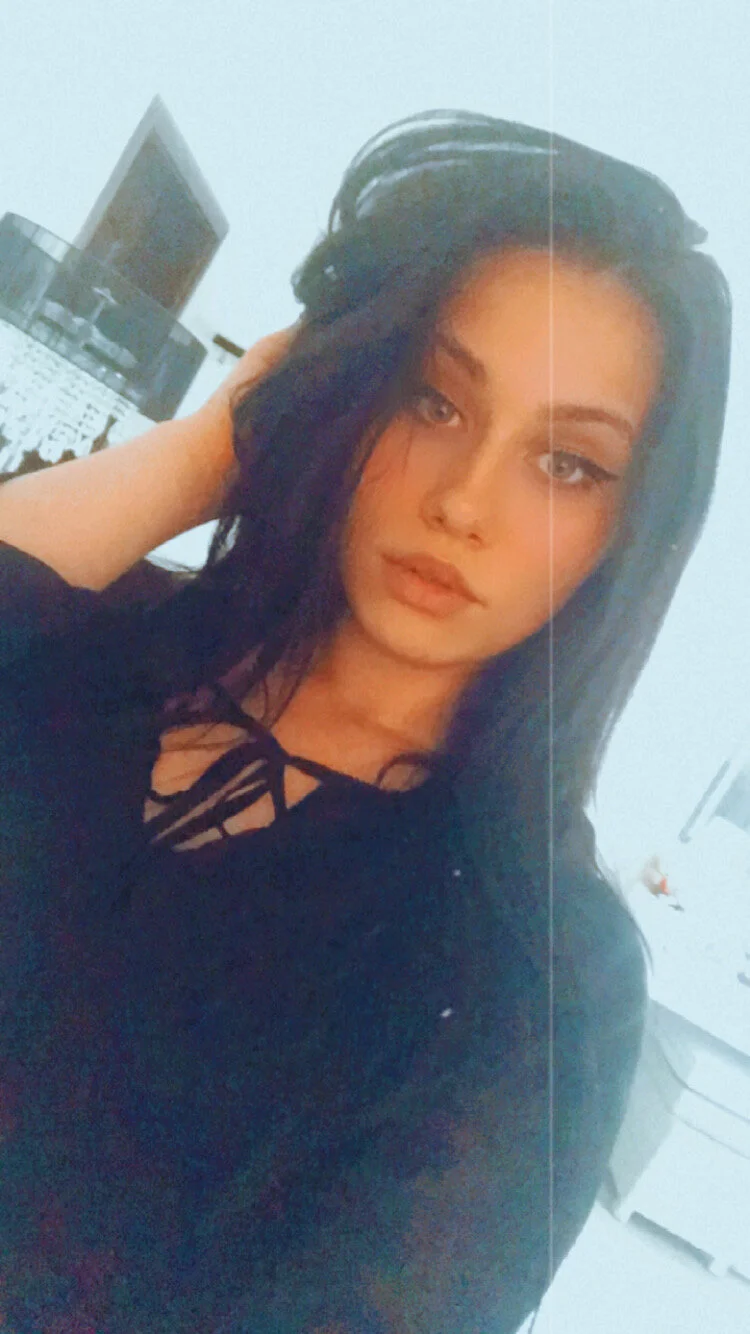 XXX Porn Photo of Nude DesireeAnn 11