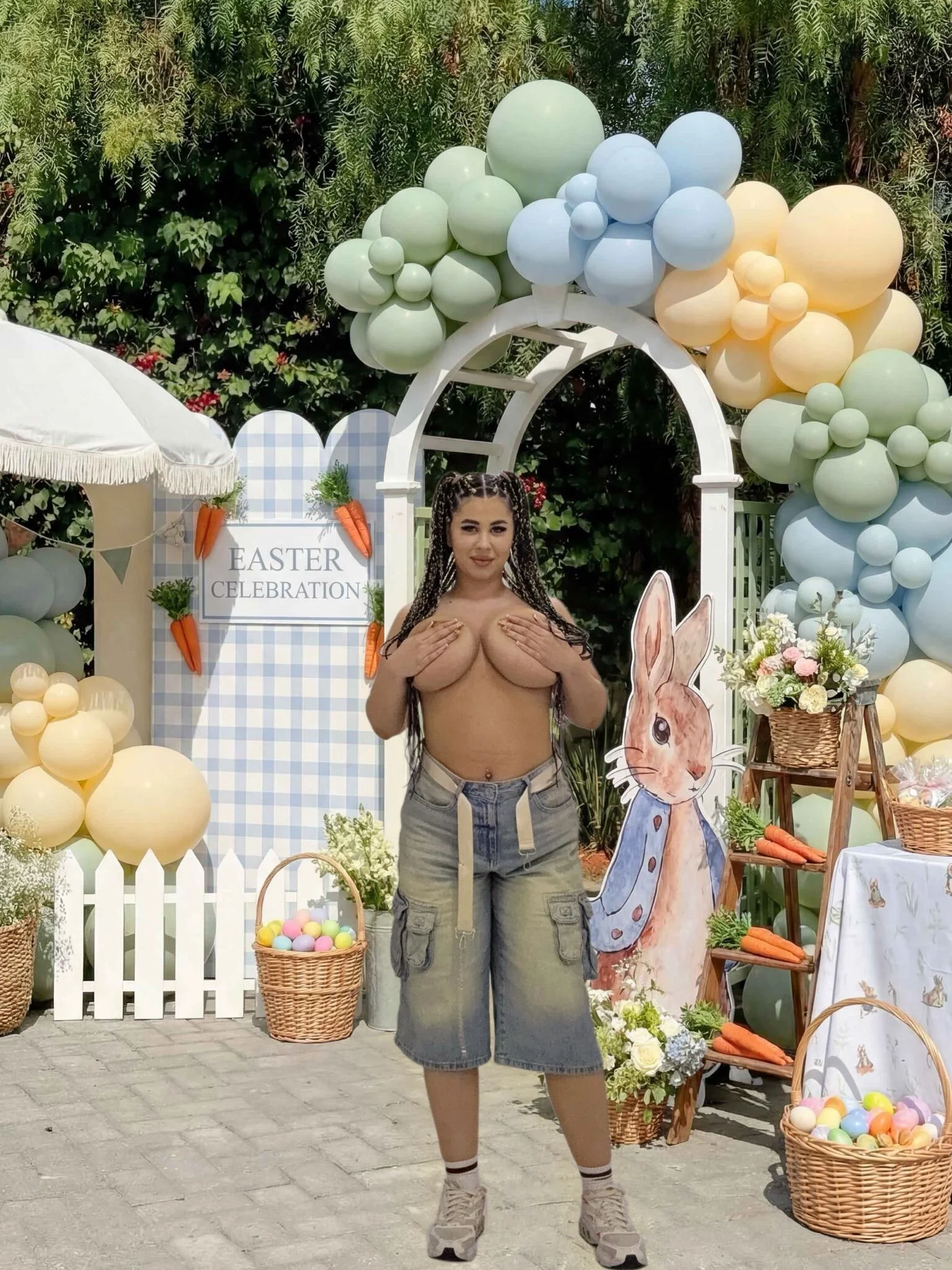 XXX Porn Photo of Nude MegaBoobsDeee 17
