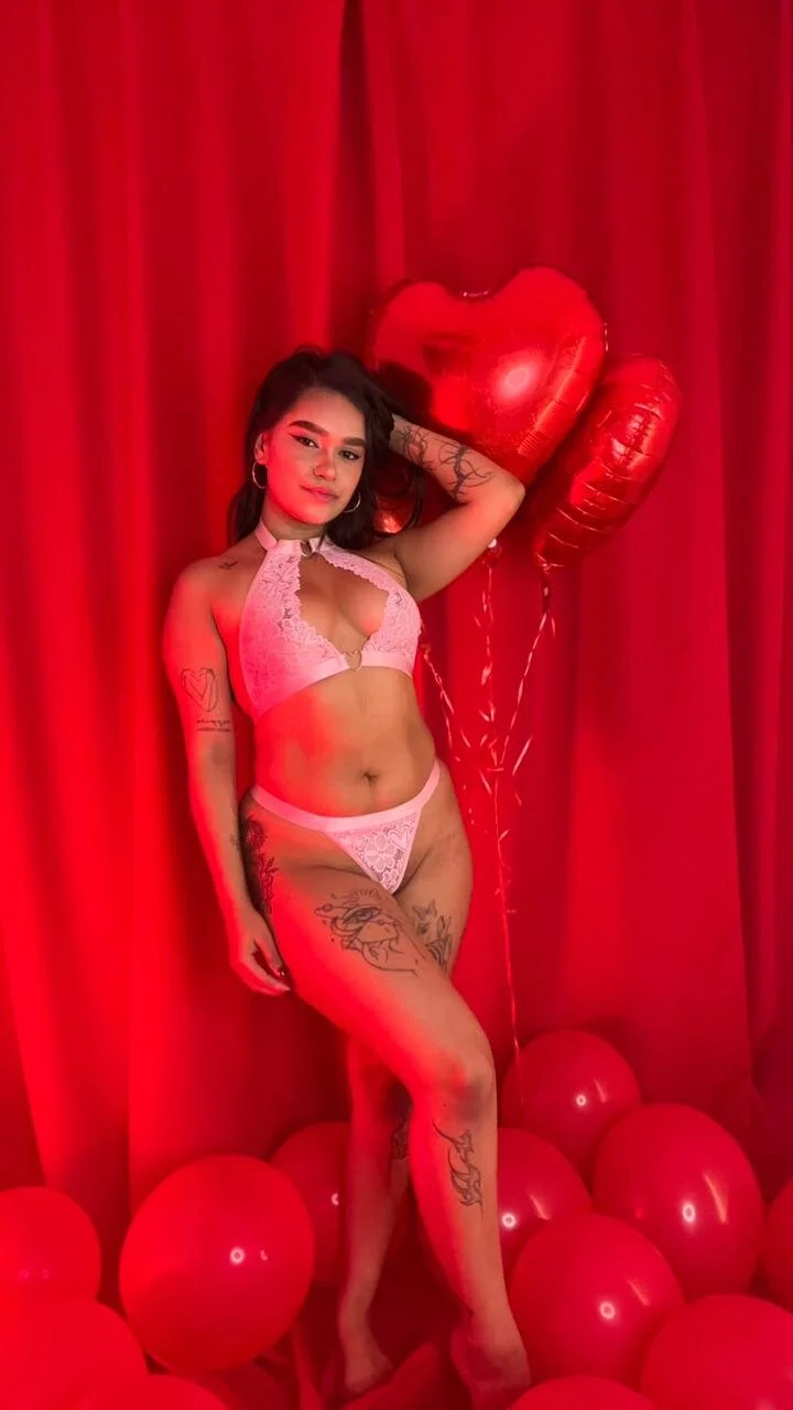 XXX Porn Photo of Nude coraline_v 25